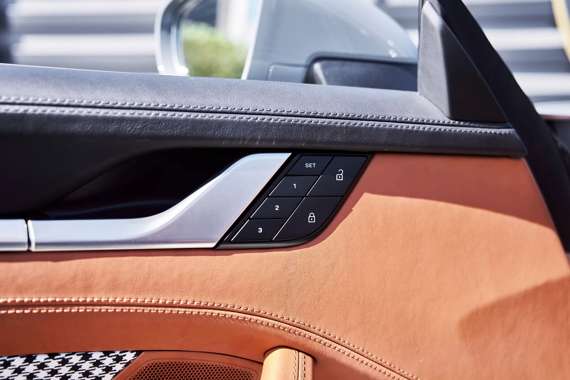 mph030_3674615296_Used_2024_Porsche_911_Turbo_S_1773968005_2b6d82f8f5