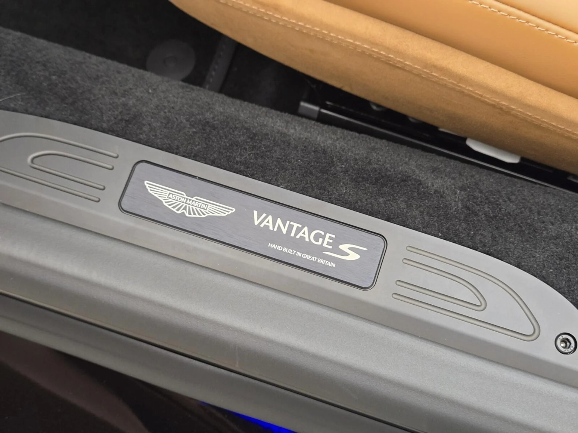 mph030_3677499702_New_2026_Aston_Martin_Vantage_S_1791609375_54e6bd395e