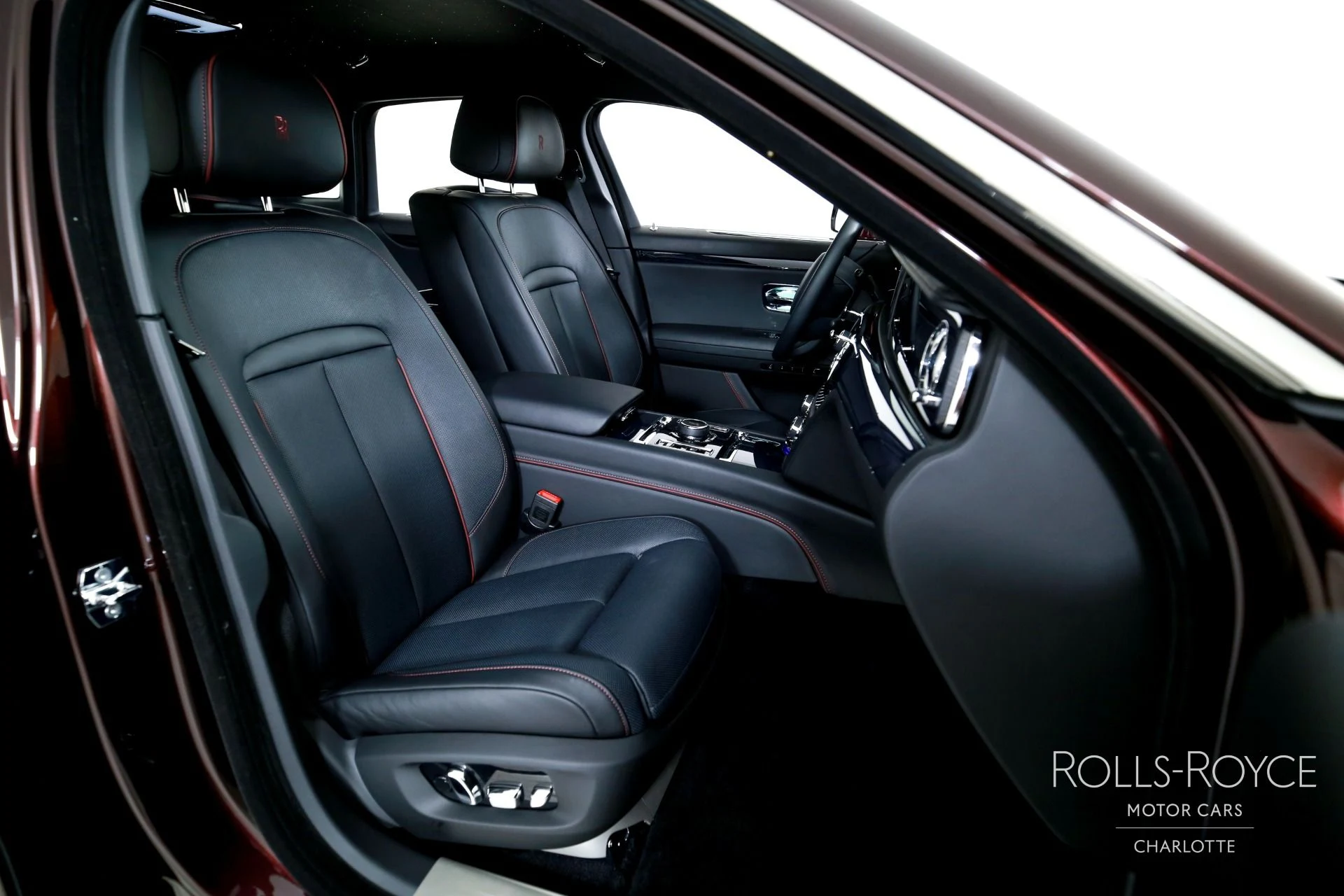 mph030_3678889010_Used_2026_Rolls_Royce_Ghost_1782835790_f20f26c94c