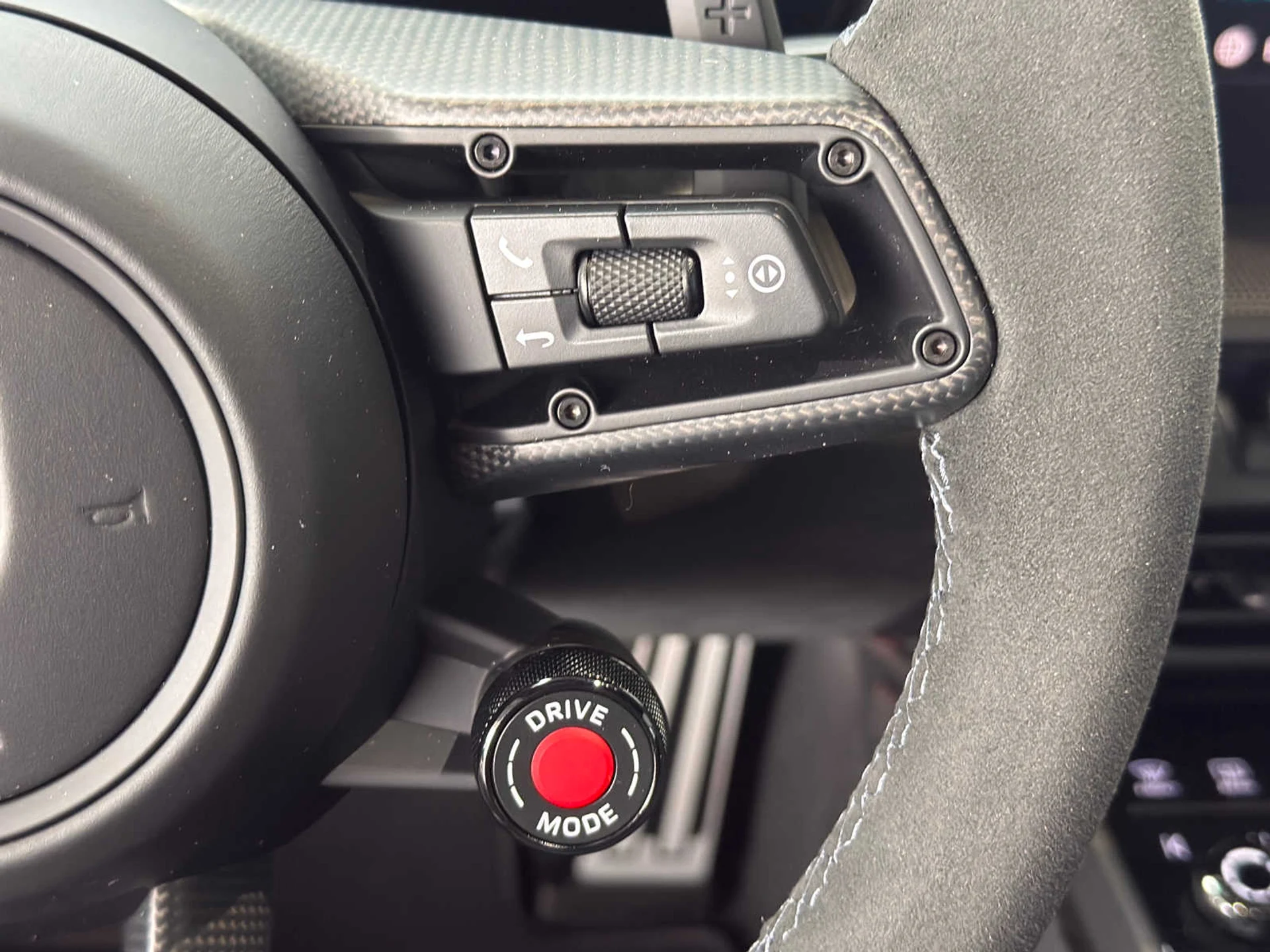 mph030_3687167853_02aaf89212372bf09a5cbe5048648794x_6c36b46fde