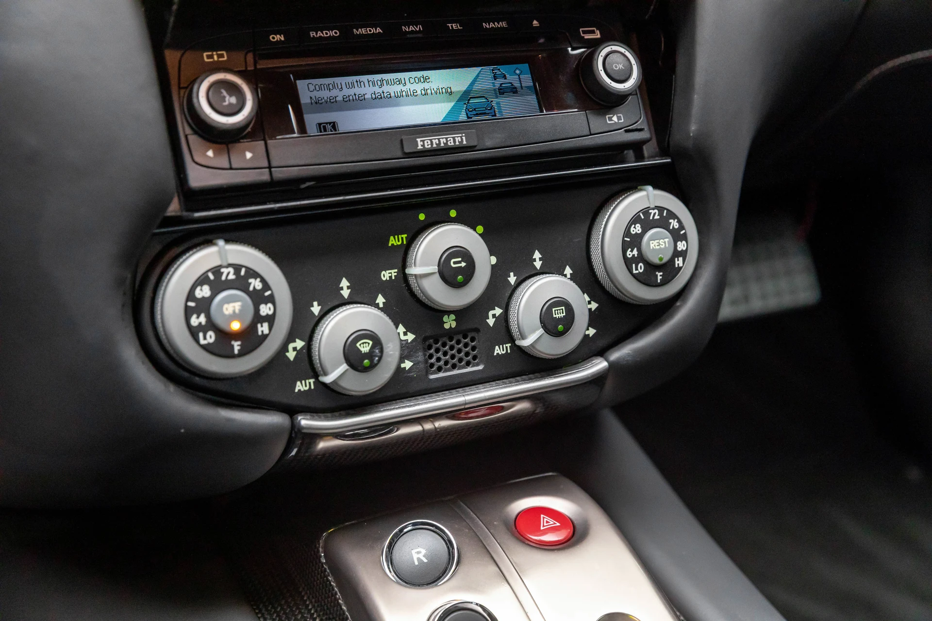 mph030_3700141950_5498ab5652df4887ae5bfecb12b10e46_a4673763cd