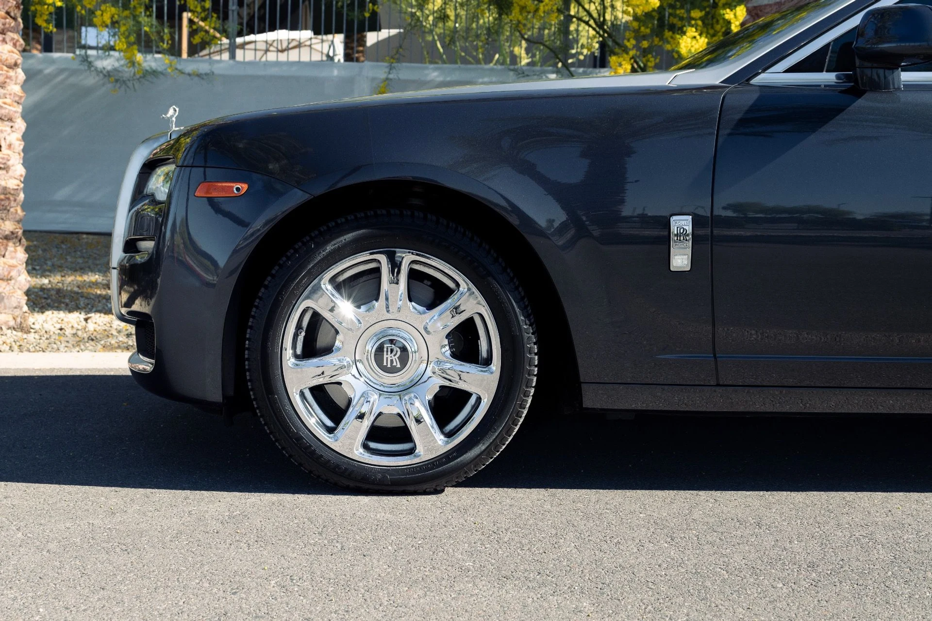 mph030_3713424772_Used_2017_Rolls_Royce_Ghost_1774727161_7b5406dcdf