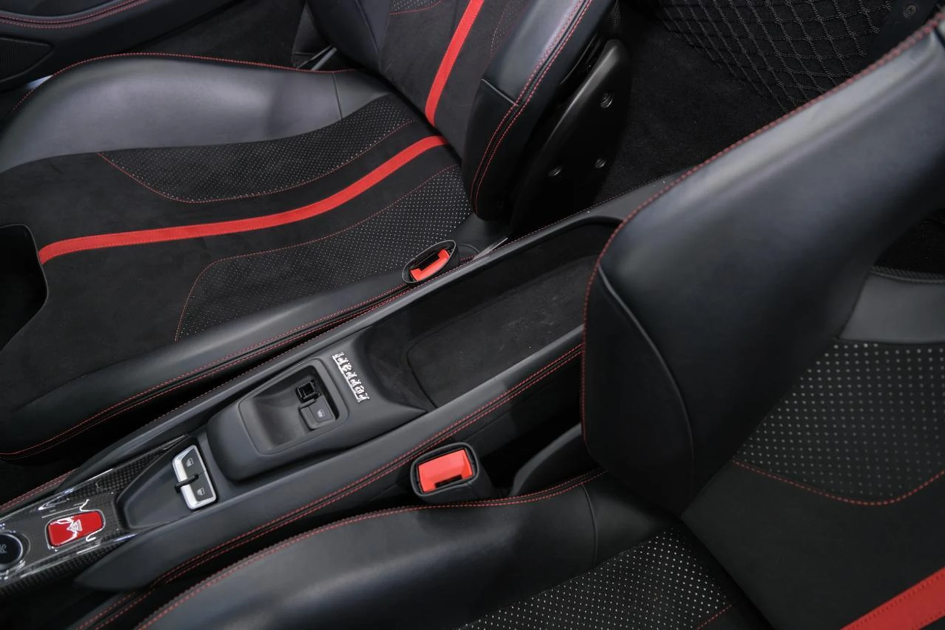 mph030_3714150752_7c4dc3558d67111bc2adec8e105492ee_210df1add0