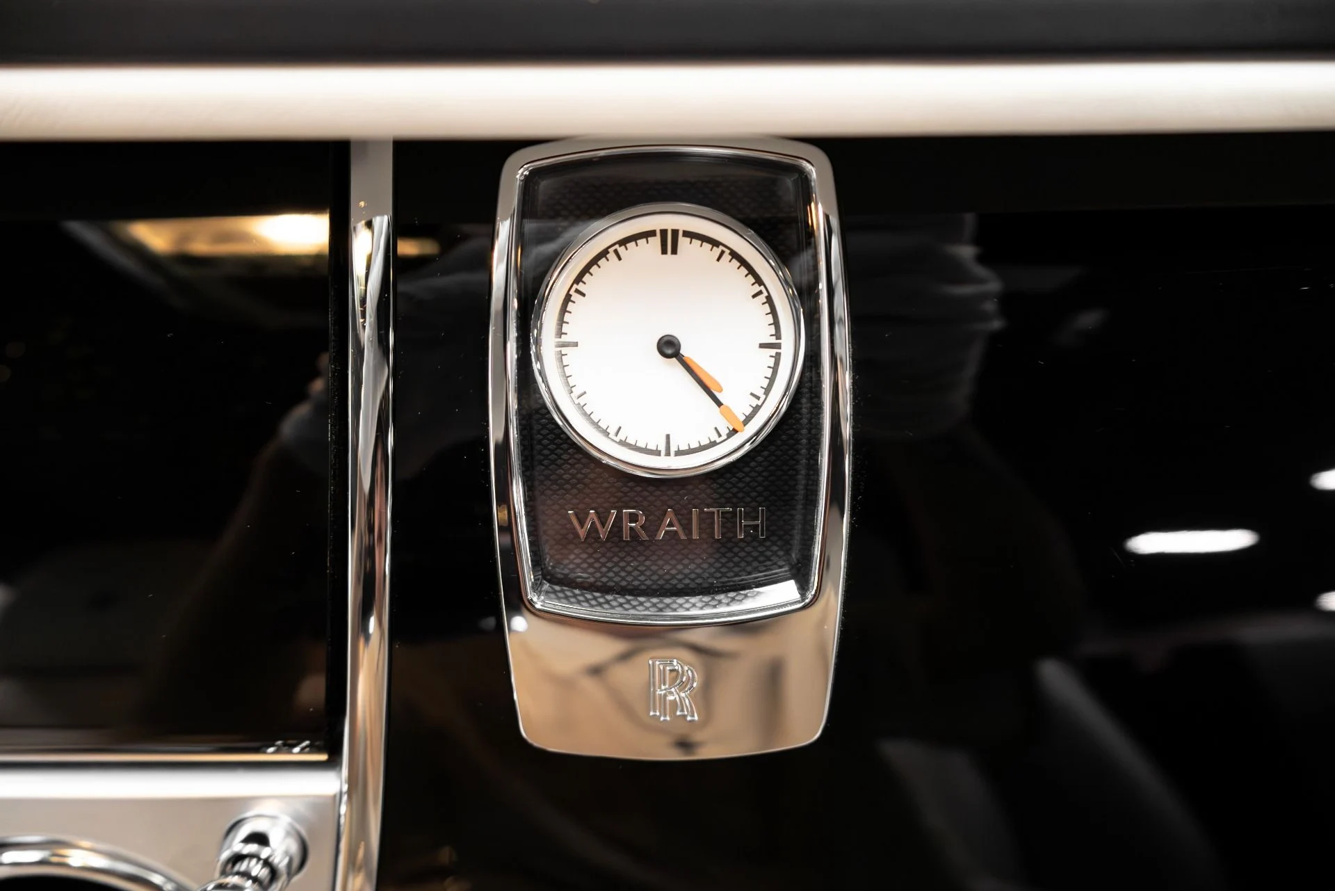 mph030_371449838_Used_2016_Rolls_Royce_Wraith_1765322495_aee49ff3cc