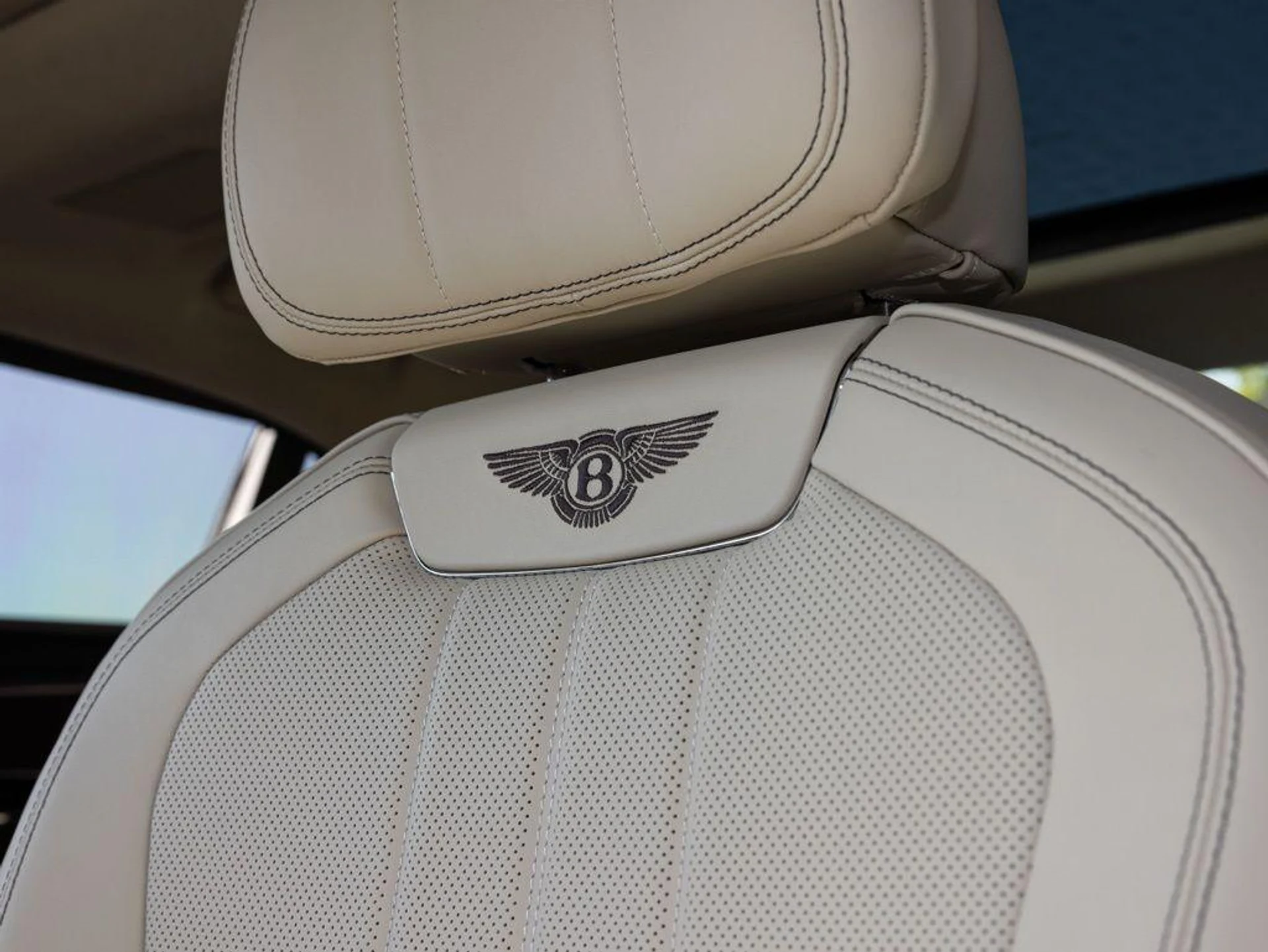 mph030_3718686812_514426019_69ea40e7a250cd82d00a243e_a1864abb52