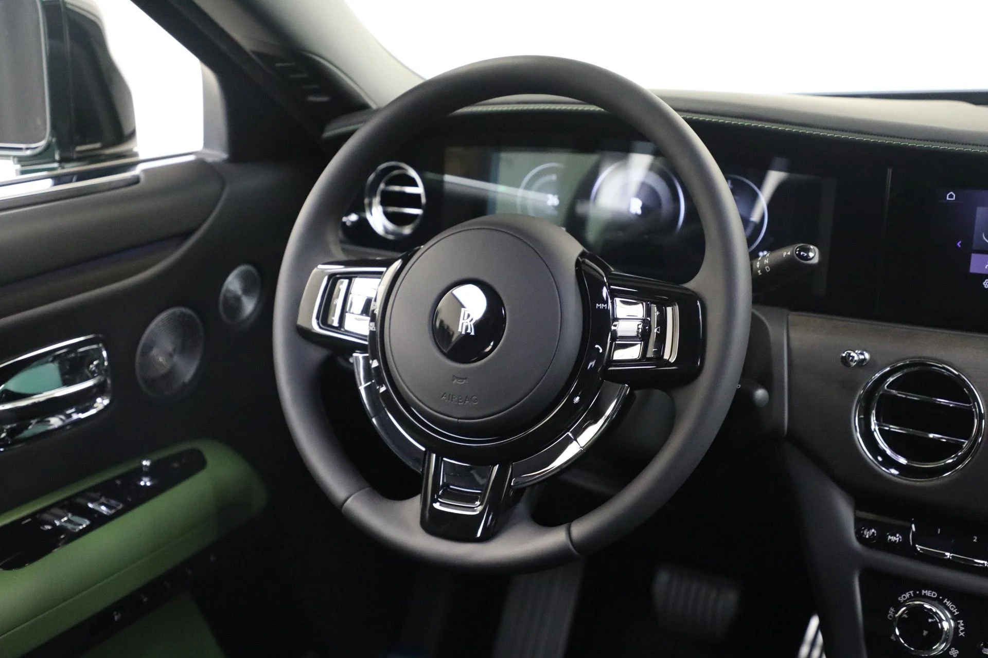 mph030_3749438471_New_2026_Rolls_Royce_Ghost_c11728c8a2
