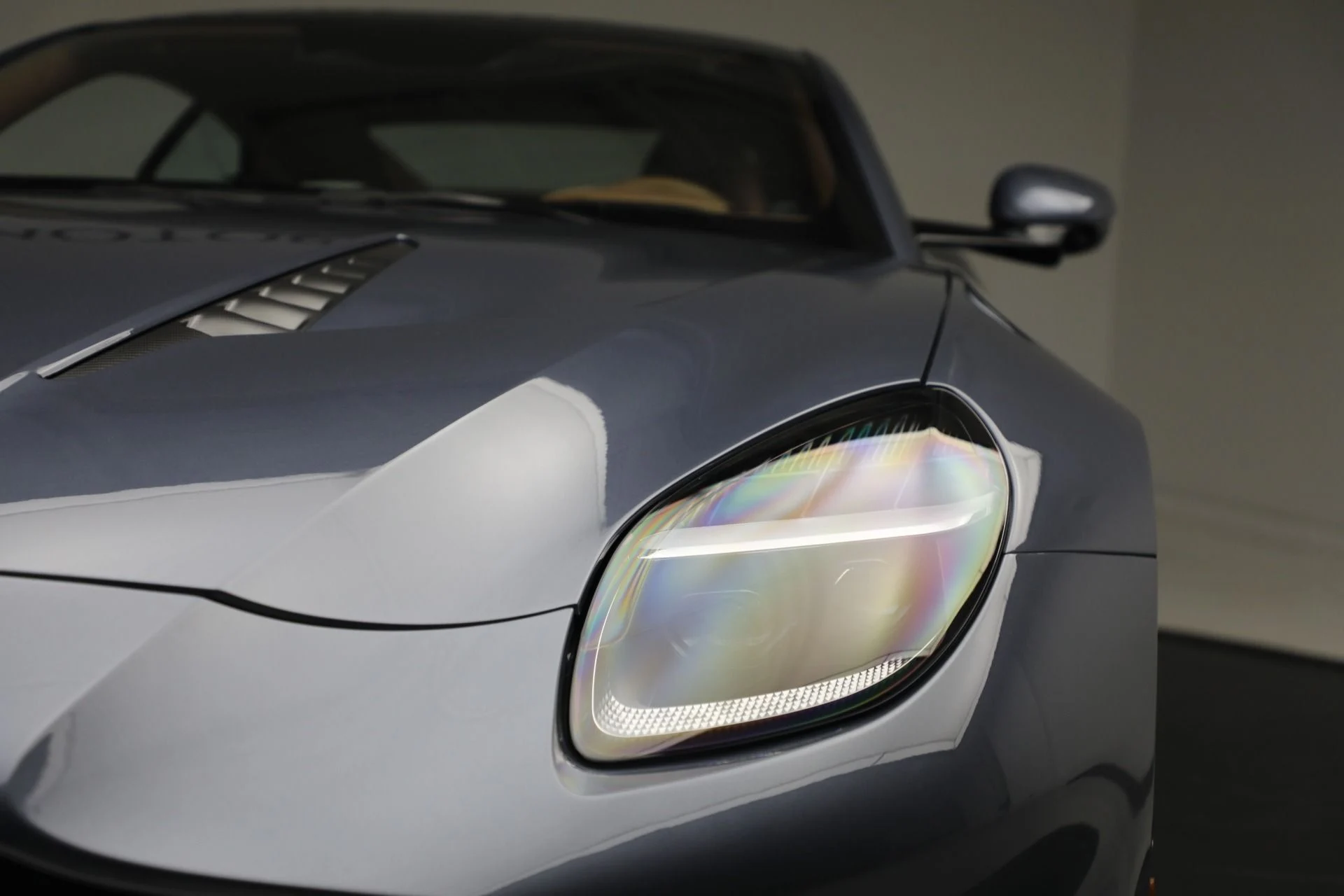 mph030_3753079432_New_2025_Aston_Martin_Vanquish_1738262610_a85caf2c43