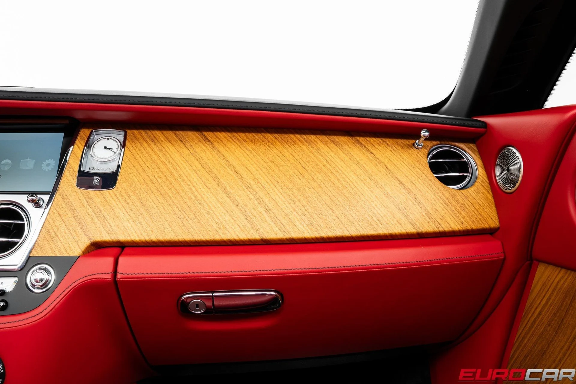 mph030_3762139066_image_31_75f7394b37