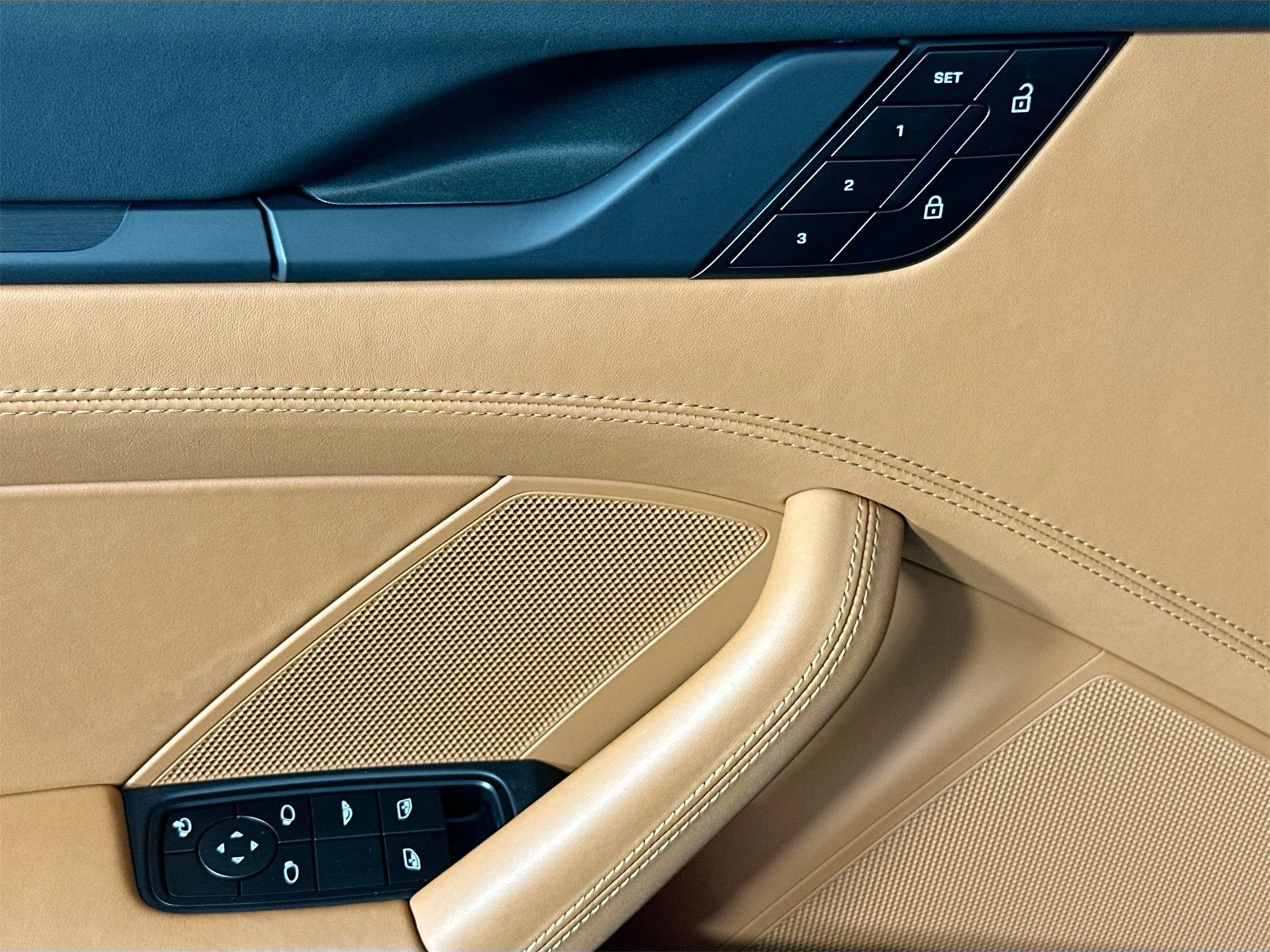 mph030_3763351058_94261f03f9372dd3743d0c36152af5d7_ca388c5d58