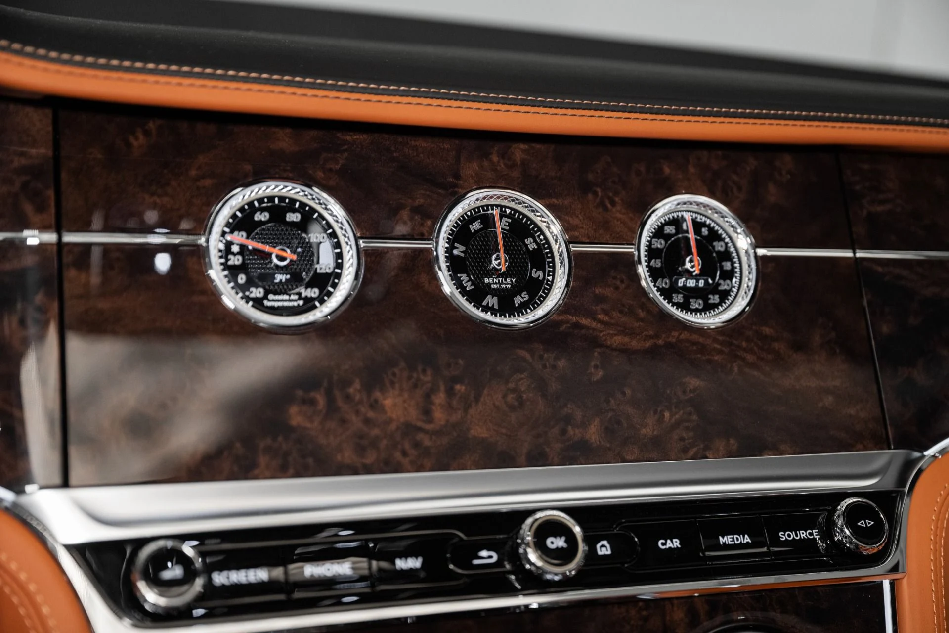 mph030_3767096846_Used_2024_Bentley_Continental_GTC_Edition_8_1734148322_b91fd6c599
