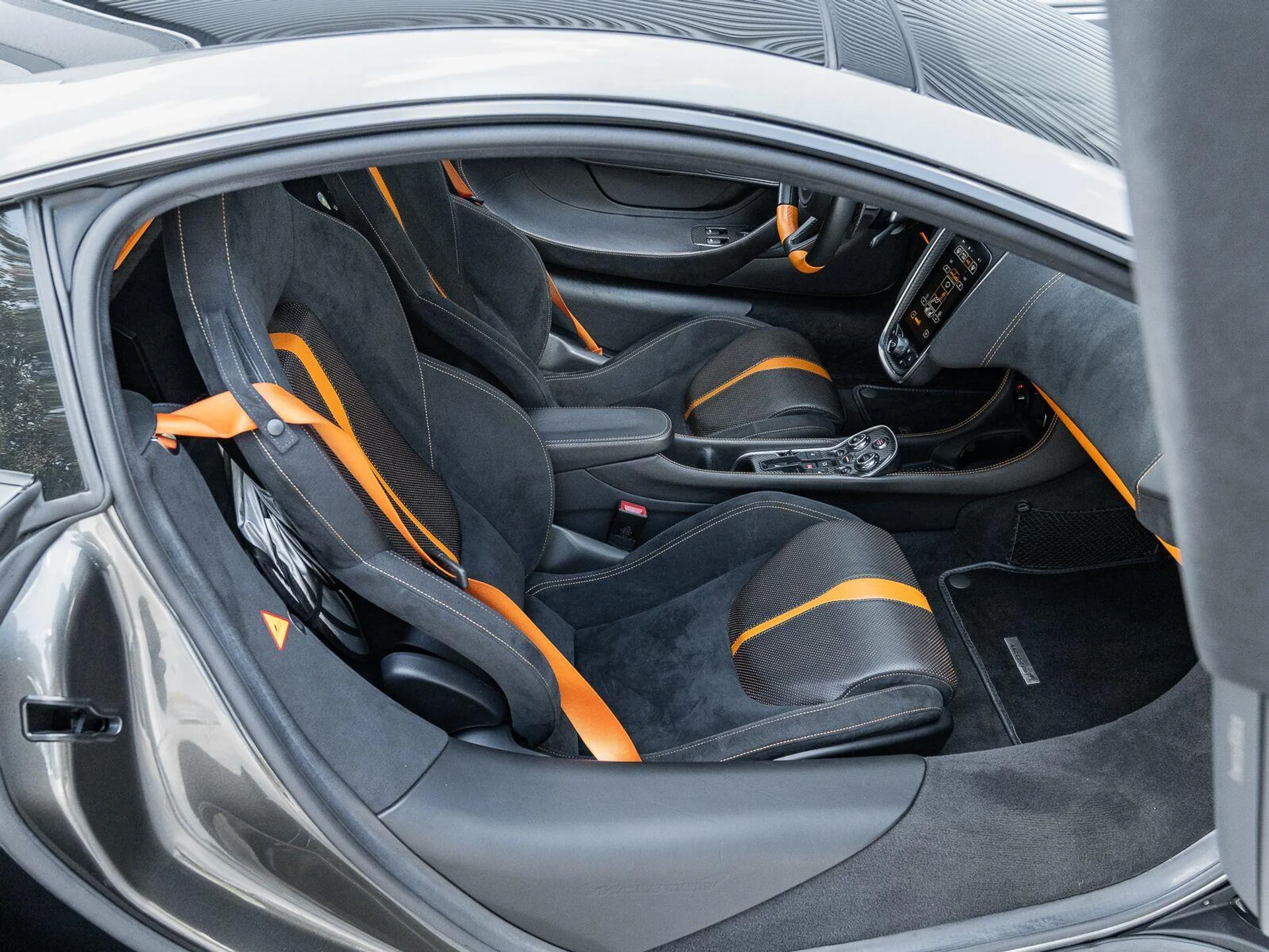 mph030_3767411346_Used_2019_Mc_Laren_570_GT_Coupe_1785532150_c4d6833237