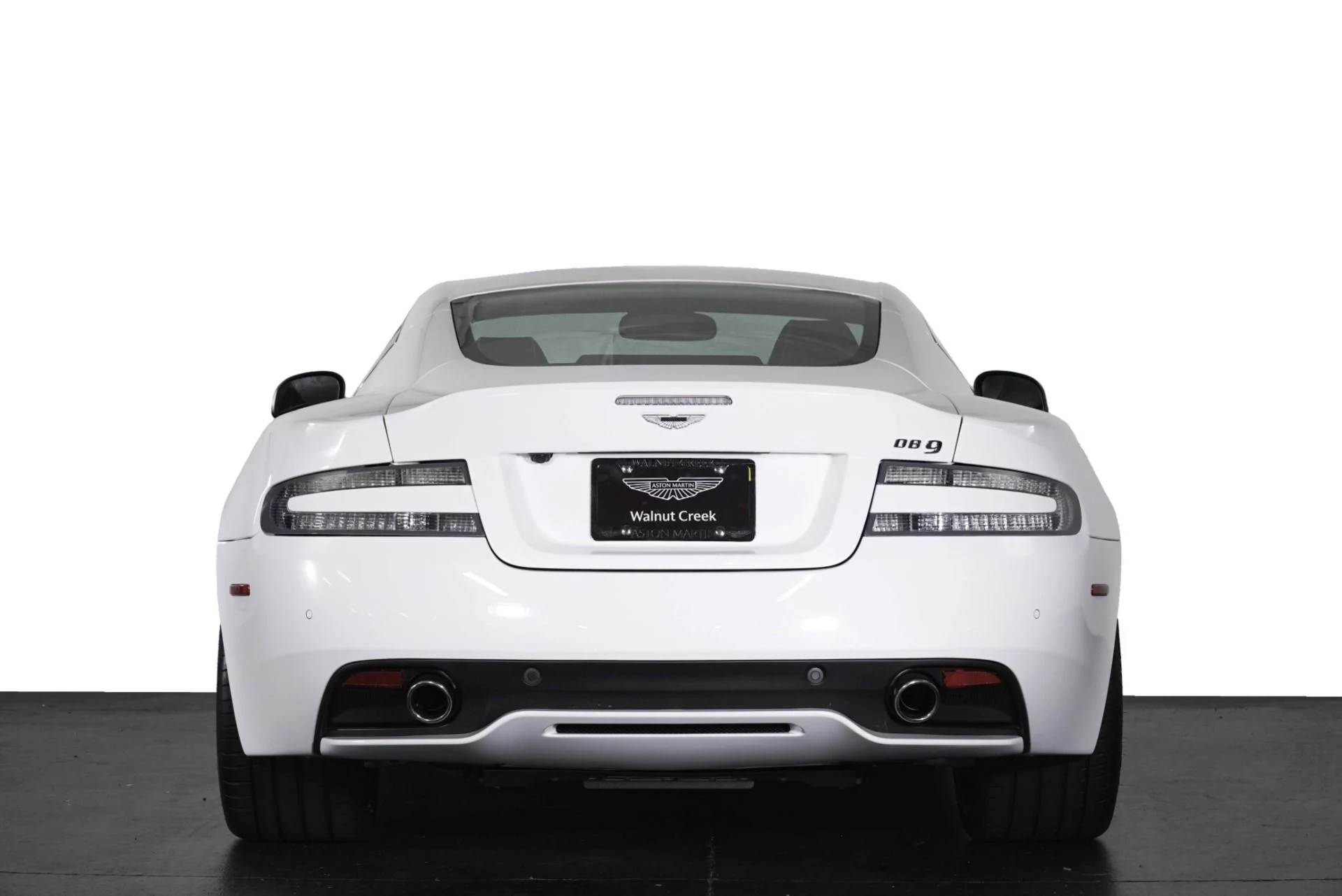 mph030_3770719727_Used_2015_Aston_Martin_DB_9_1781892981_cf466b90b4