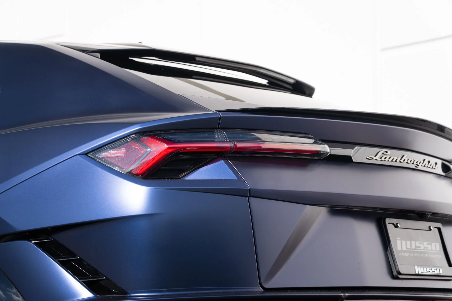 mph030_3779599886_Used_2024_Lamborghini_Urus_S_1781216022_e239f7a716