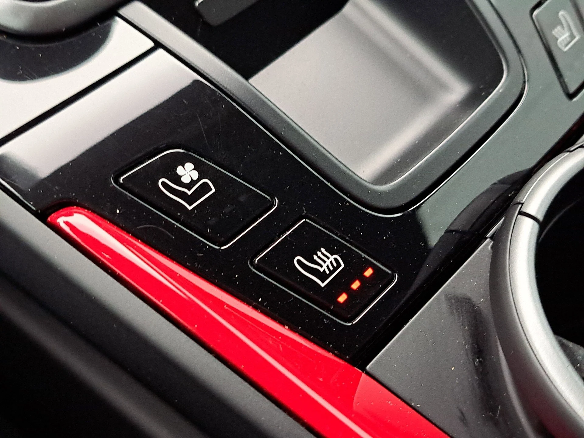 mph030_3779689738_82c1b54d3da921ff4436c5c6d508427cx_ec328f8159