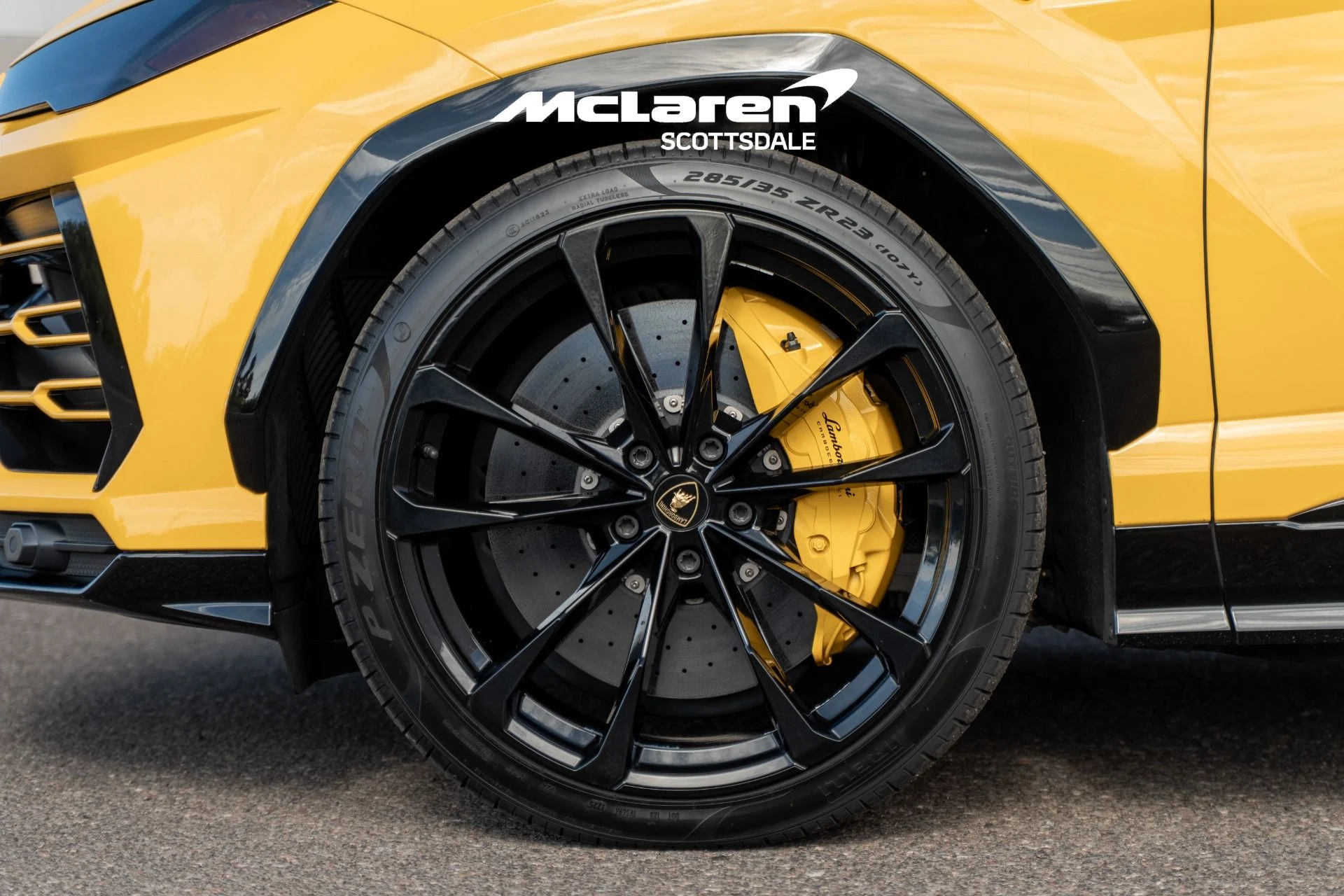 mph030_3788433533_Used_2021_LAMBORGHINI_URUS_1775537131_a3596f42e9