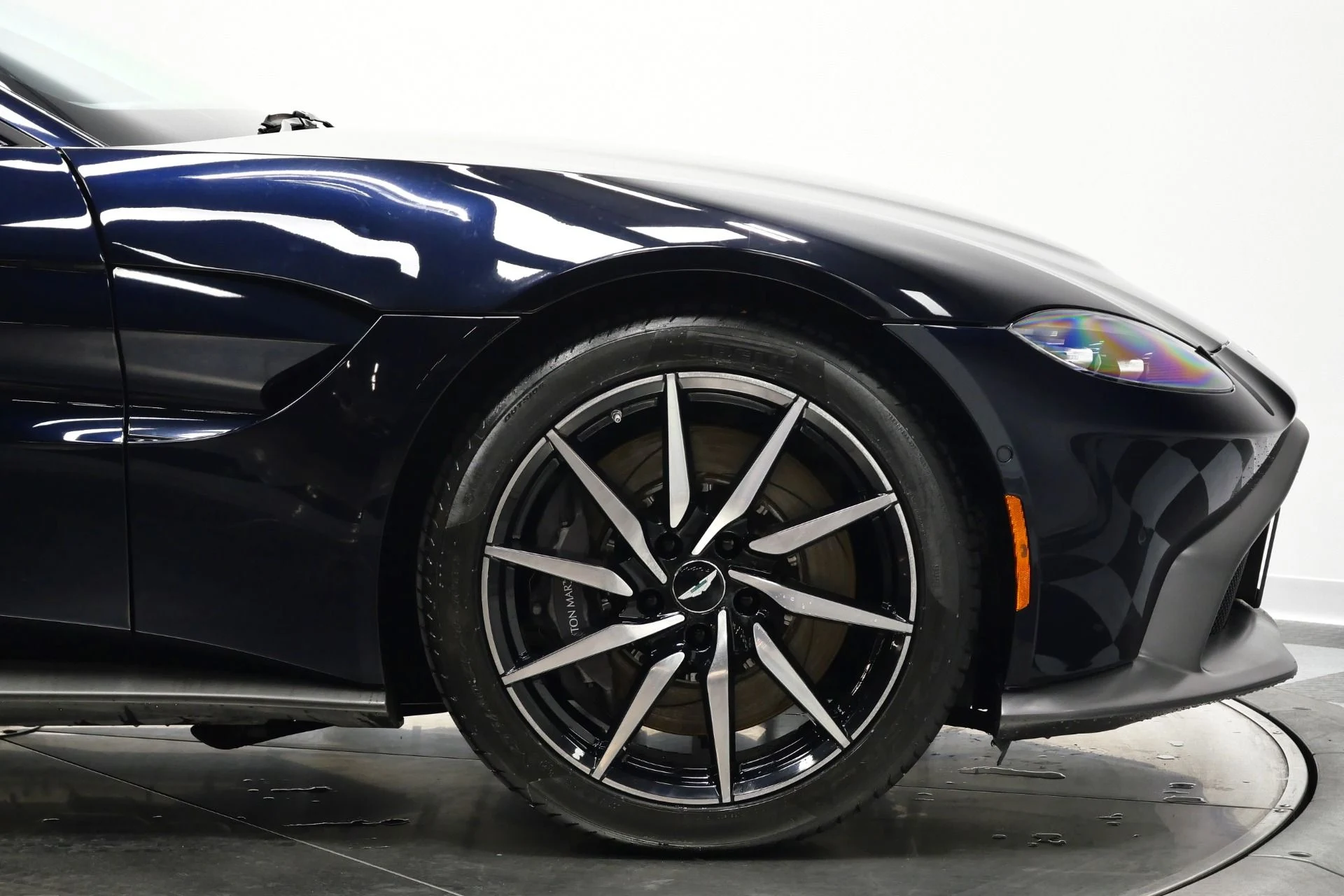 mph030_3799717857_Used_2020_Aston_Martin_Vantage_Twin_Turbo_V8_Comfort_Collection_Beautiful_Inside_and_Out_1769203114_6b8adc866b