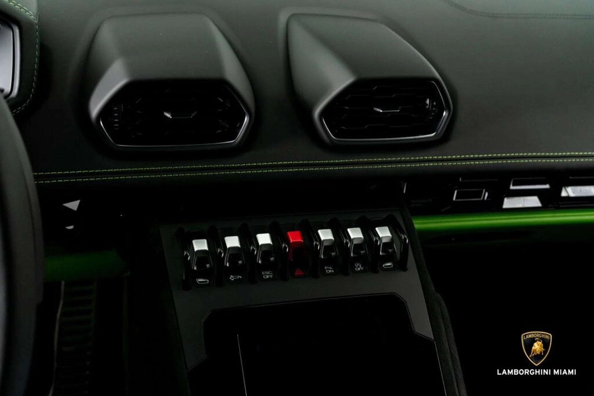 mph030_3802652441_81d3a2c9a4e7df6a769f98008f08d41e_10c63b6ca3