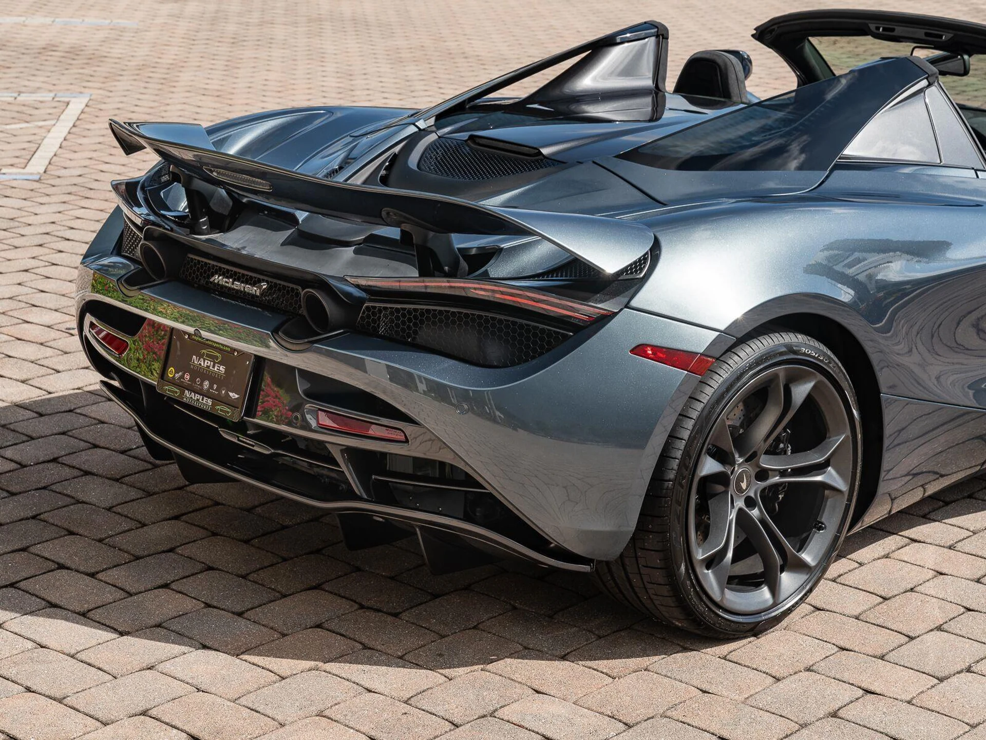 mph030_380513407_Used_2020_Mc_Laren_720_S_Spider_1787936638_dfb27344d7