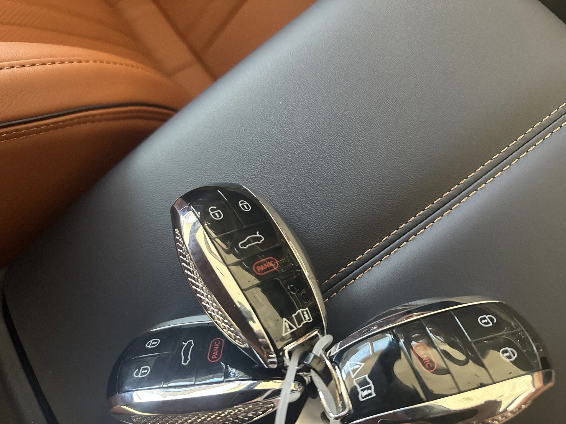 mph030_3807122844_039bf3f94822565048cb1b1afe5822ccx_0a21bf6ce9