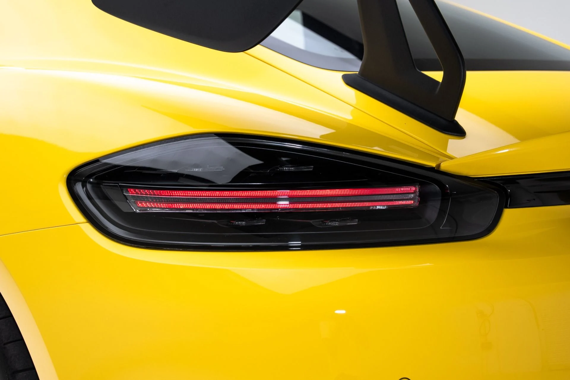 mph030_3809348610_Used_2024_Porsche_718_Cayman_GT_4_RS_1775511445_76274915e9