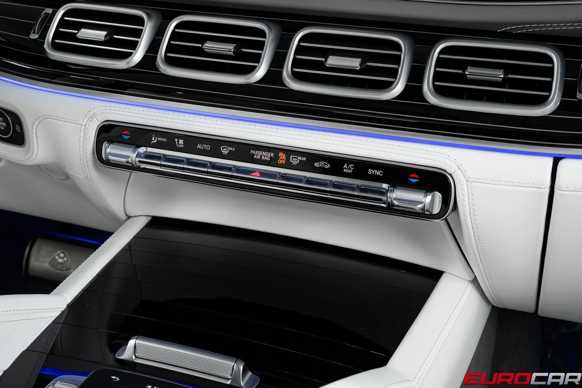 mph030_3810419143_image_31_30c877105e