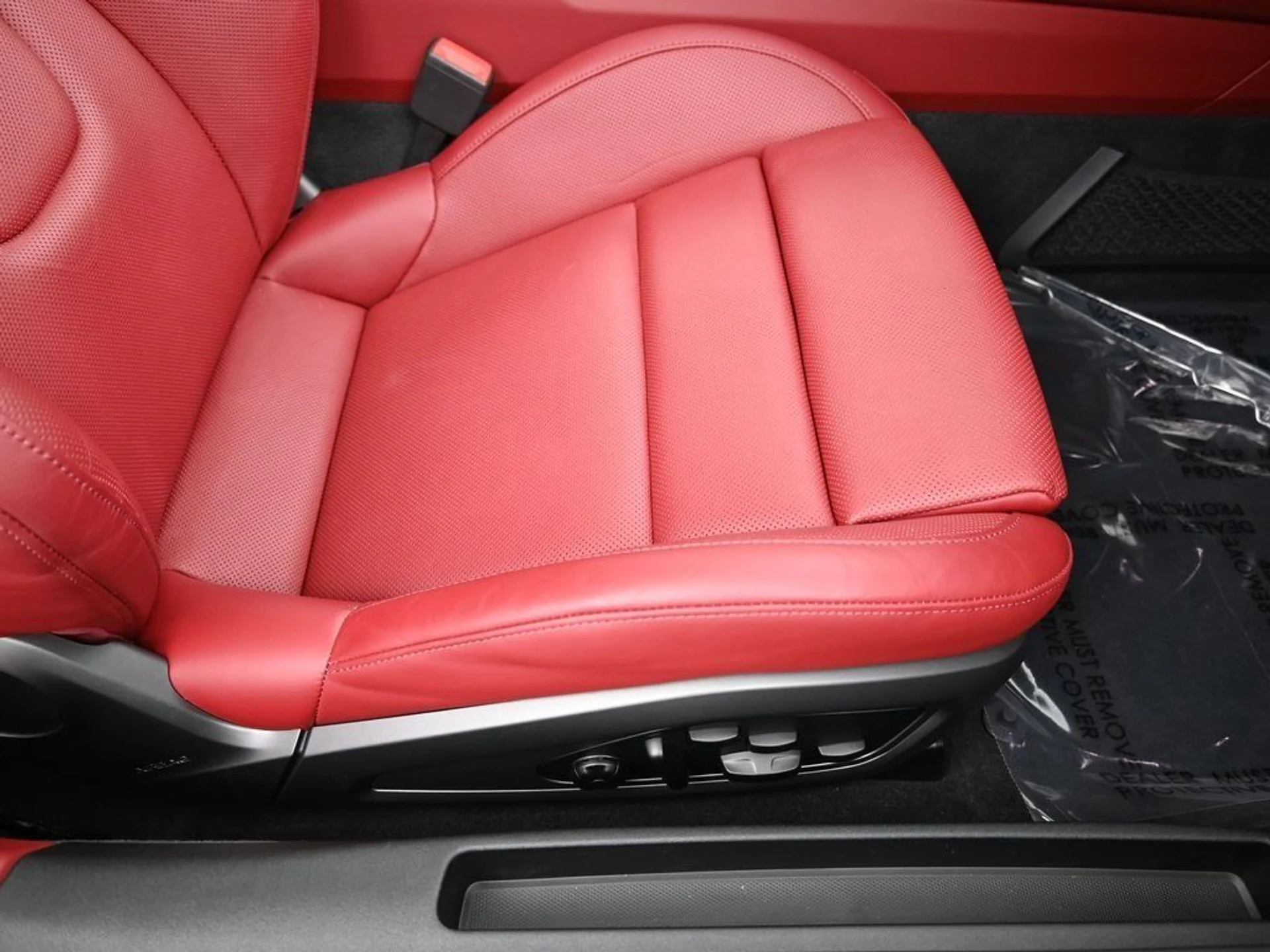 mph030_381226523_fabe75e51d978c49395ecb13027c7186_3bd9183b08