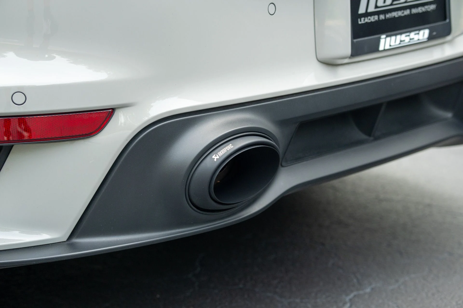 mph030_3823427044_Used_2024_Porsche_911_Turbo_S_1757432000_b9cbb43fae