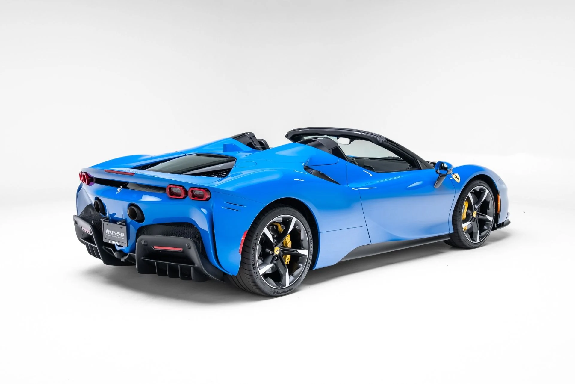 mph030_3826135293_Used_2024_Ferrari_SF_90_Spider_1772738738_fe3cdfccf0