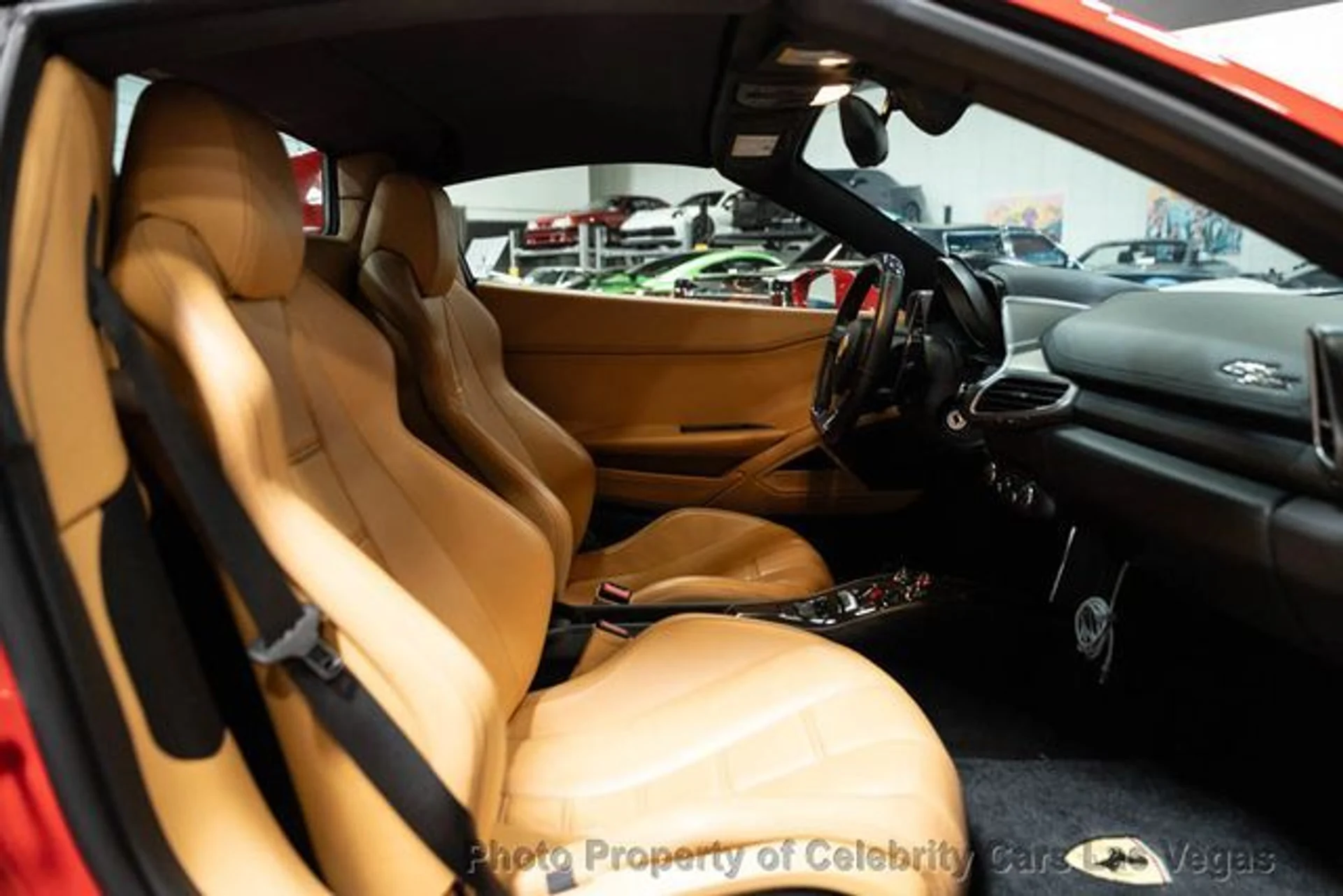 mph030_3827927178_used_2013_ferrari_458_italia_2drconvertible_9707_23037118_35_640_8345ee10e0