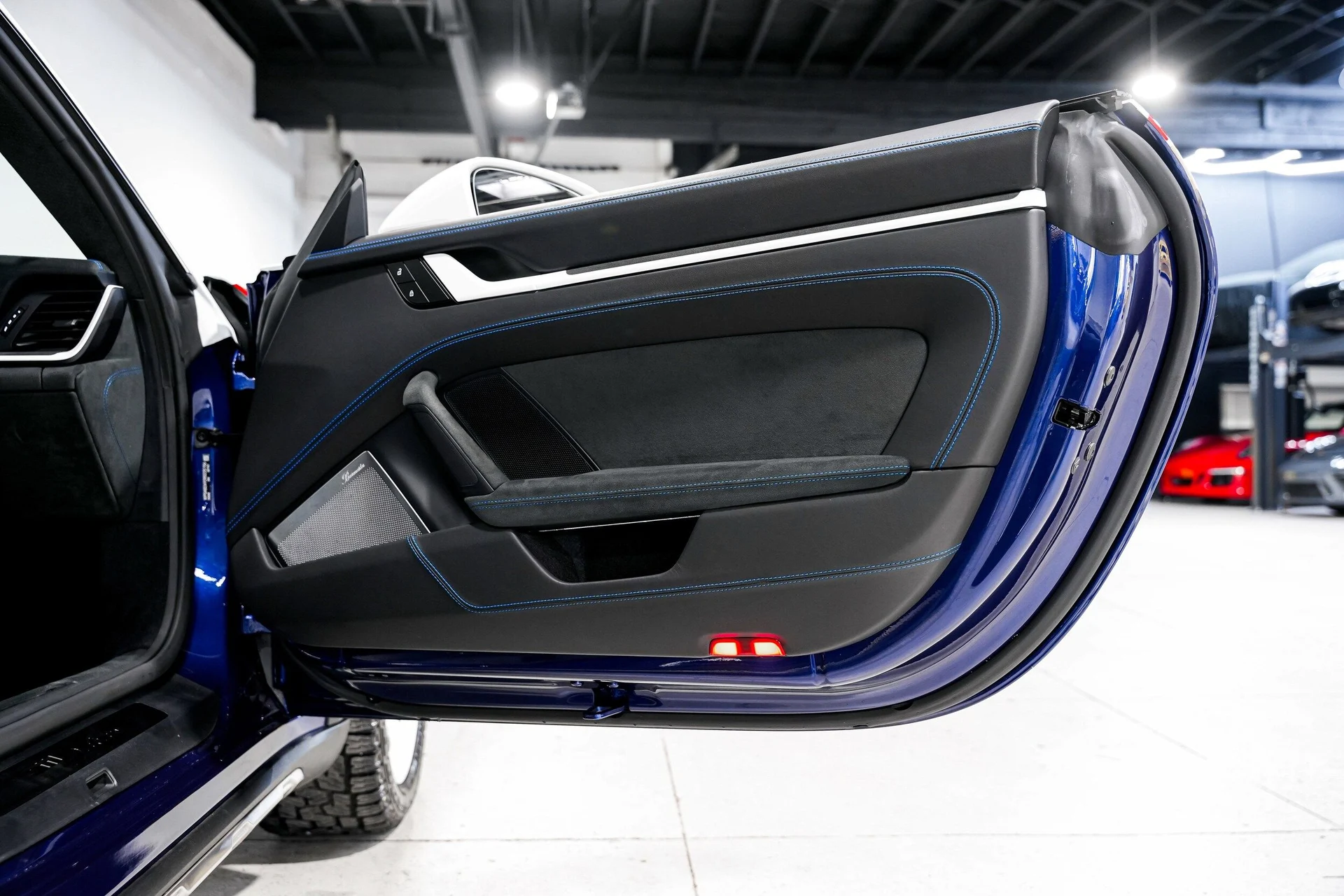 mph030_3836156871_baa56cf434c5c8f6f1e7ba27a978f301x_0f19c6ea6b