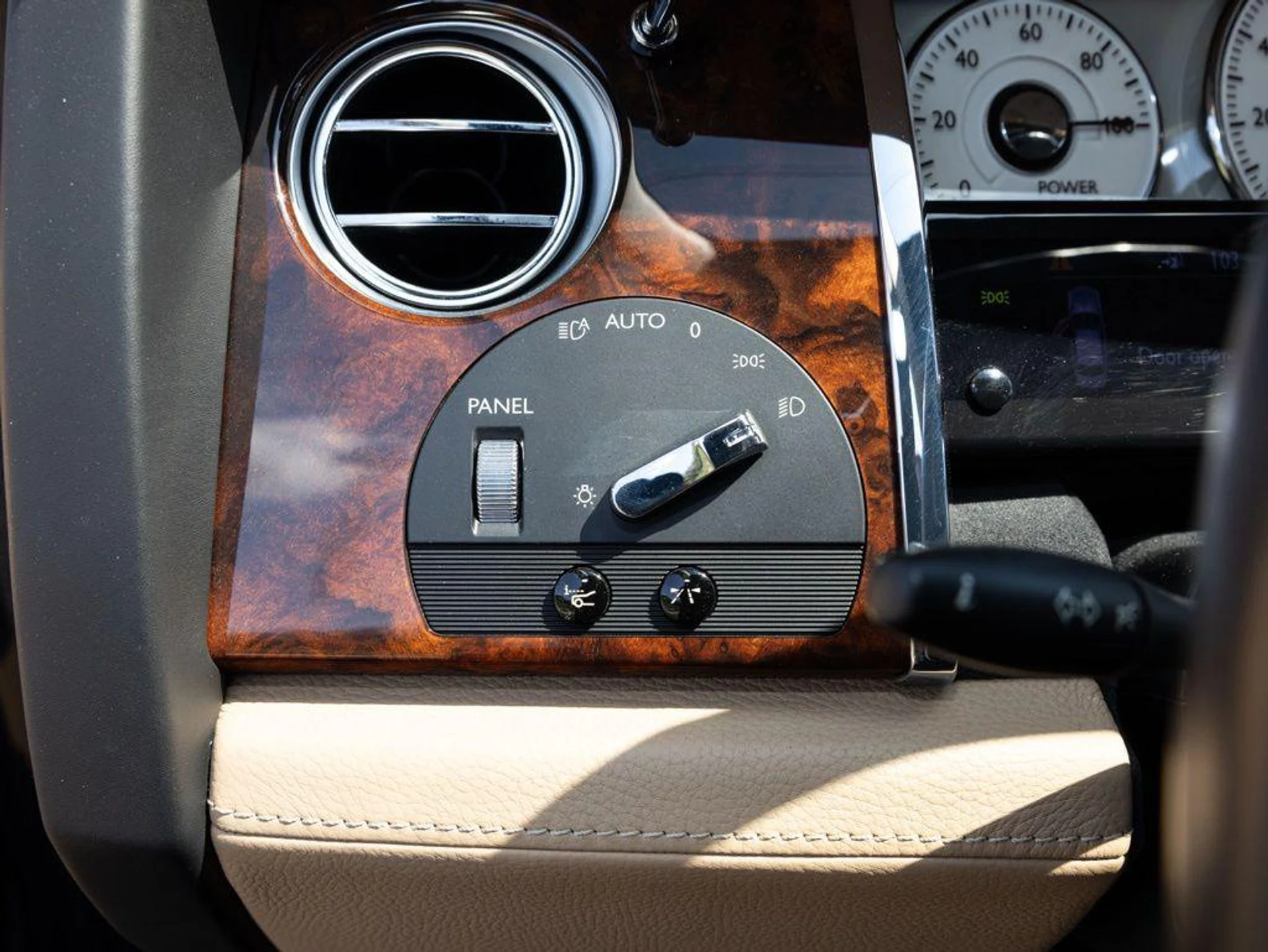 mph030_3846641191_504934488_69c6ebb25561dbbd2d618bf0_3b27be8f99