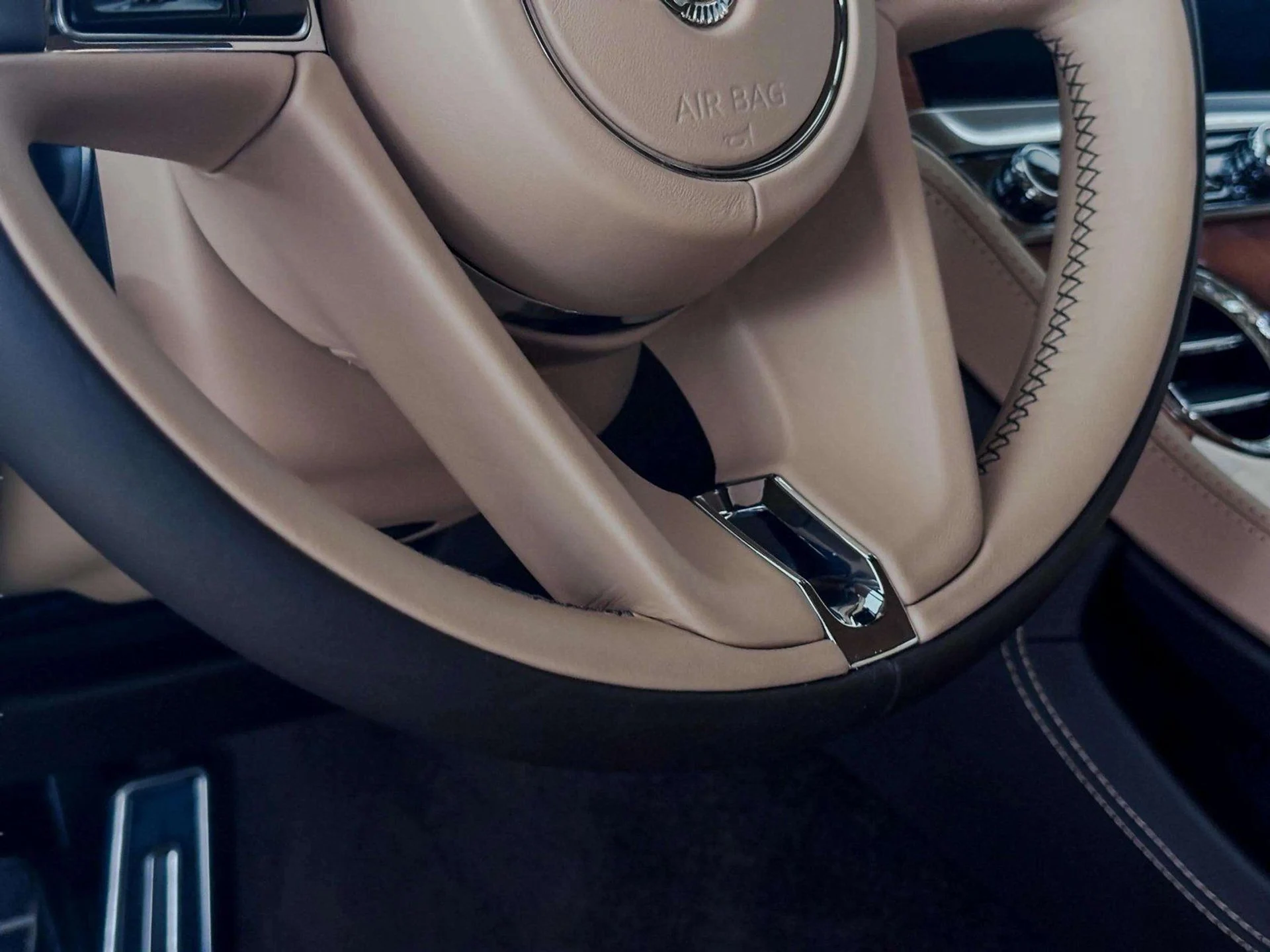 mph030_3847465337_image_31_5e70fb7b86