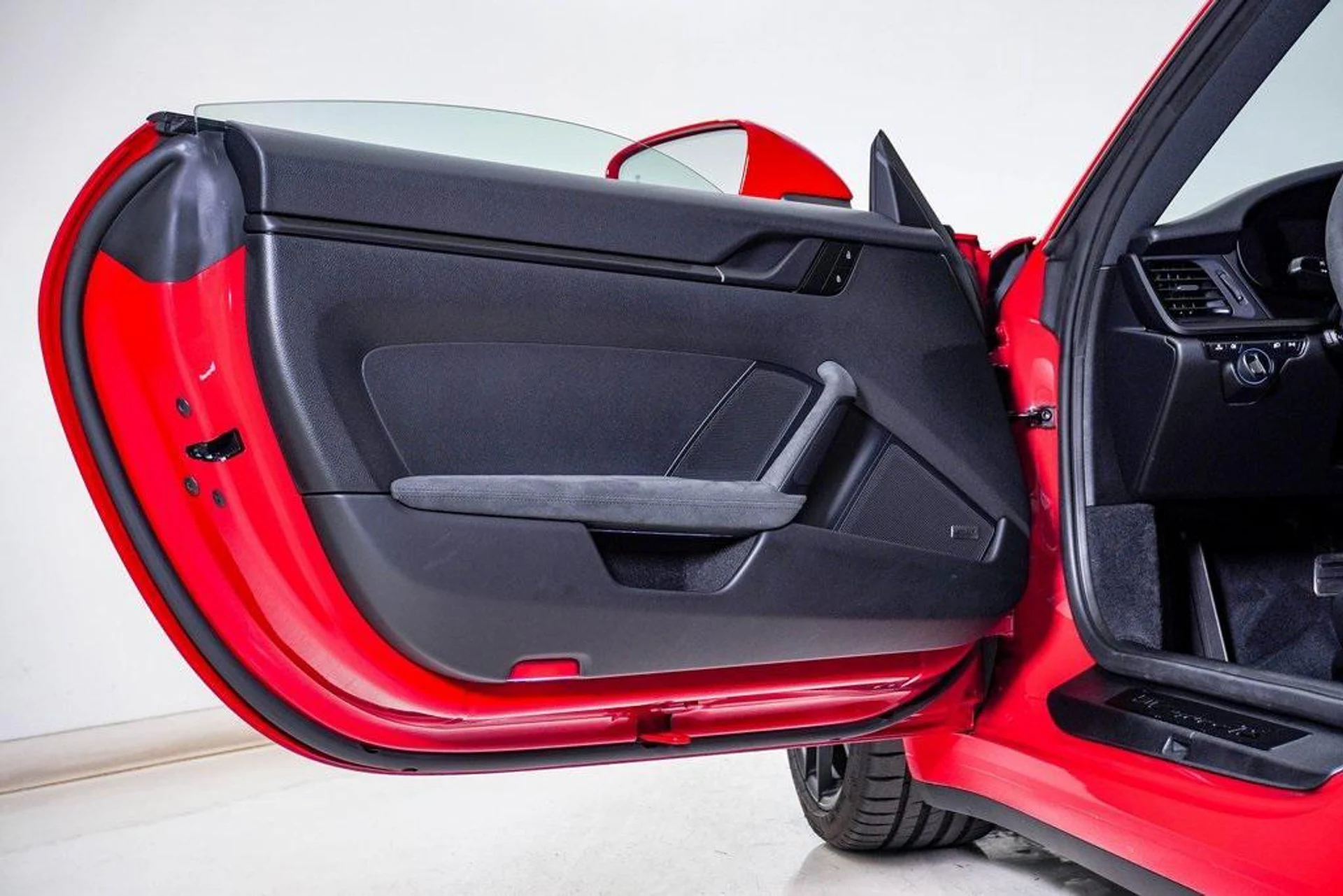 mph030_3849633703_3_Uo_U_Dr_006_EK_2p_Vk9w9_Lof_Avc0_U_6adff74e69