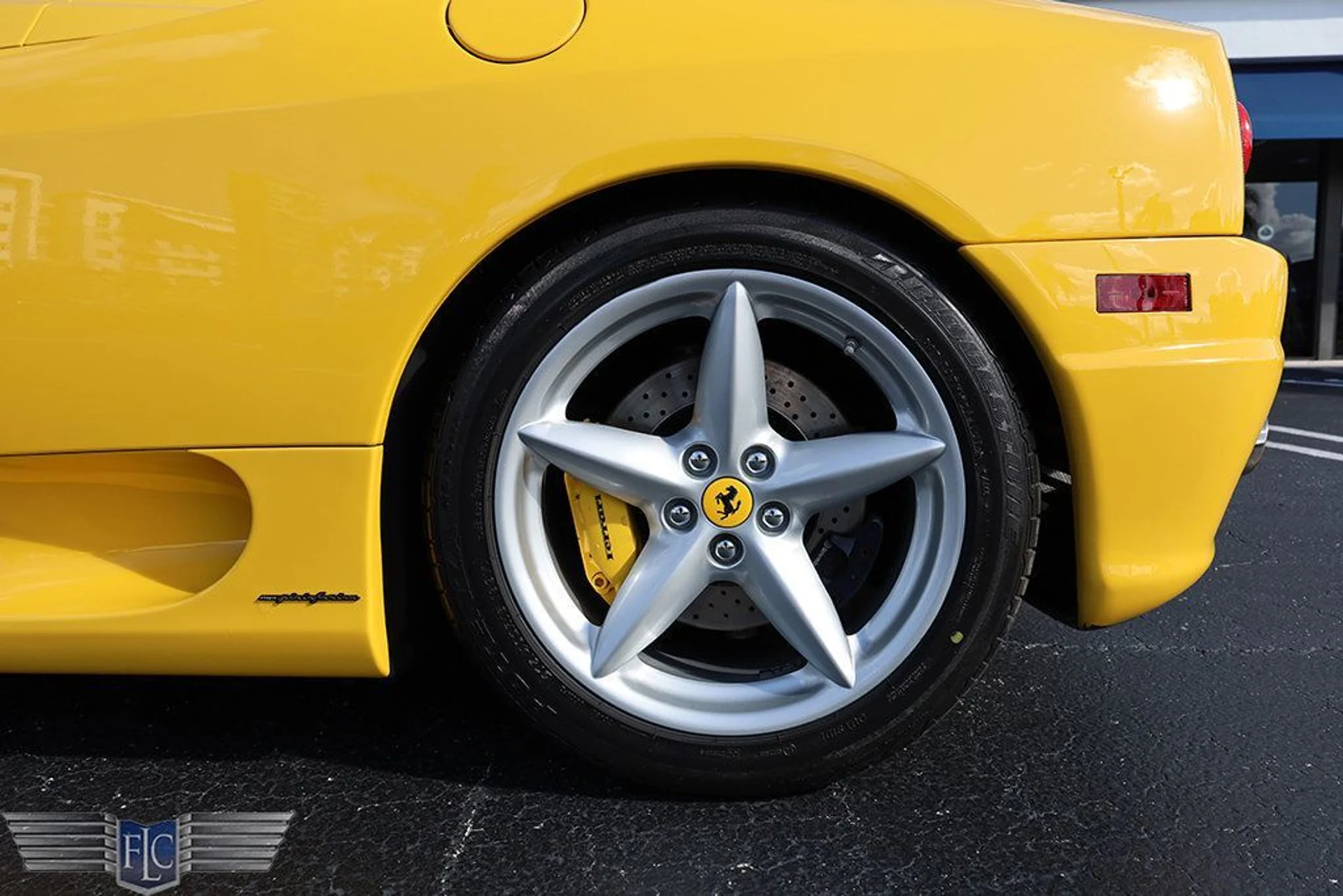 mph030_3853313530_used_2003_ferrari_360_2drconvertiblespider_6305_22963319_31_1024_f8187f580c