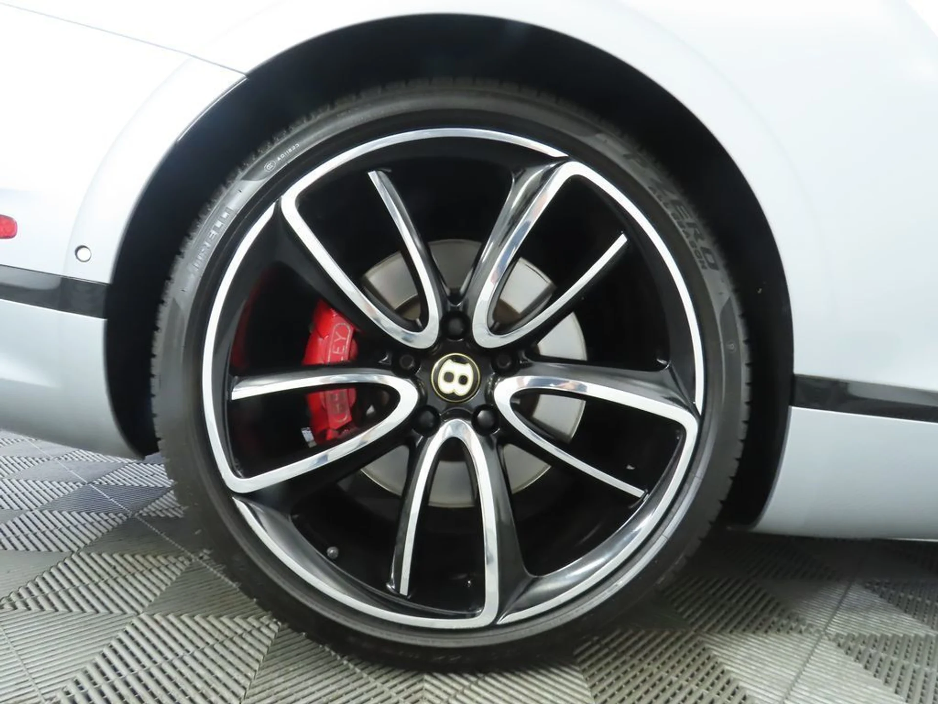 mph030_3869312934_used_2020_bentley_continental_gtv8coupe_8119_22903979_31_1024_3d05cc8d95