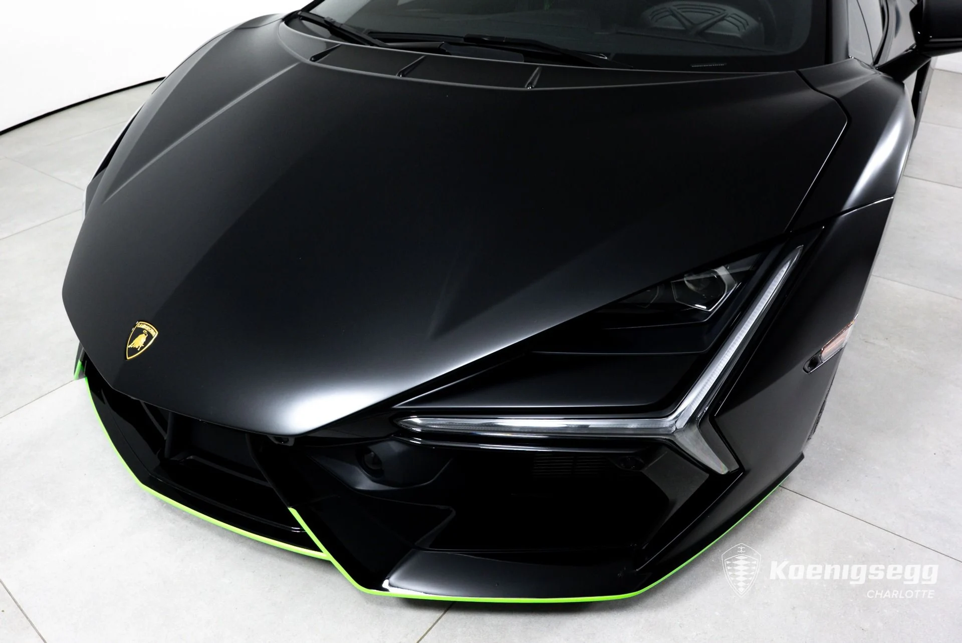 mph030_3875720180_Used_2024_Lamborghini_Revuelto_1783439942_2f4eea8e33