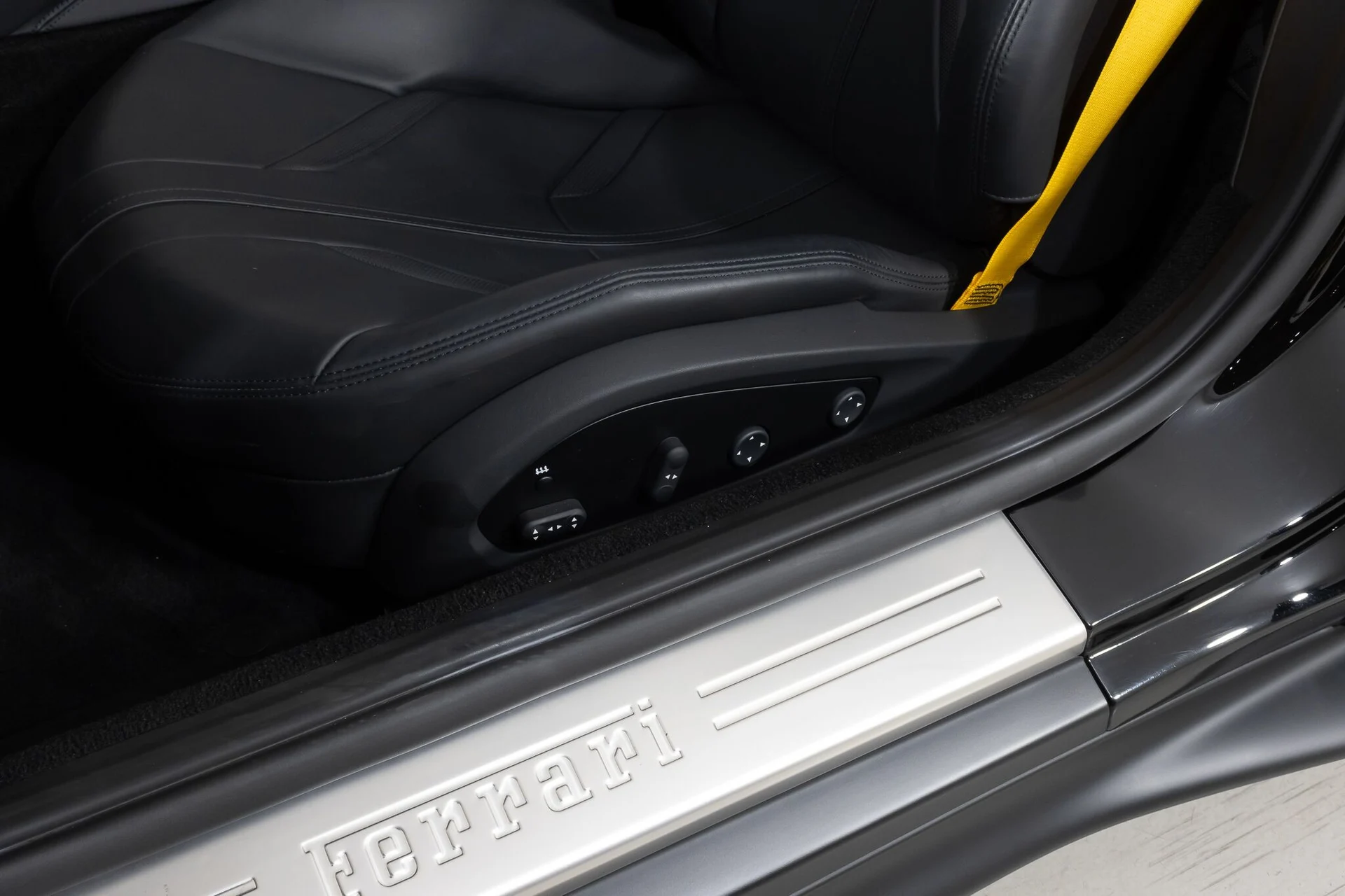 mph030_3877283603_6510f6e066a2a9671121e2726c5bb7de_1f3fc69d3b