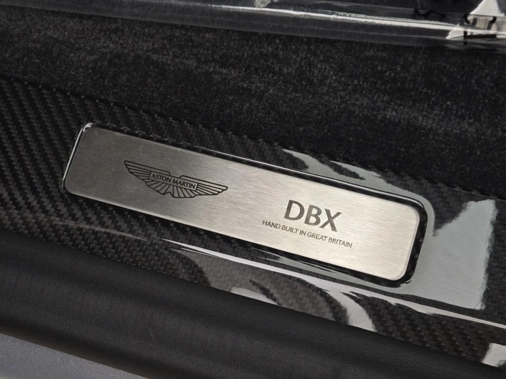 mph030_3888371436_New_2026_Aston_Martin_DBX_707_1781759969_52f0fb0d3f