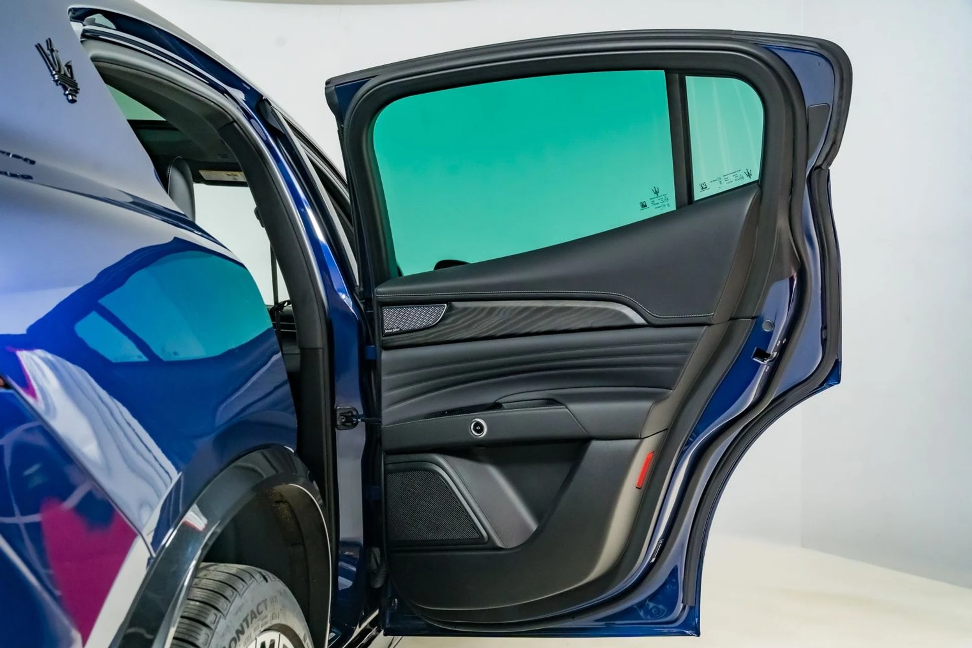 mph030_3891581407_33aac5d494a848f296903ab85584c5a2_0a7246c4e3