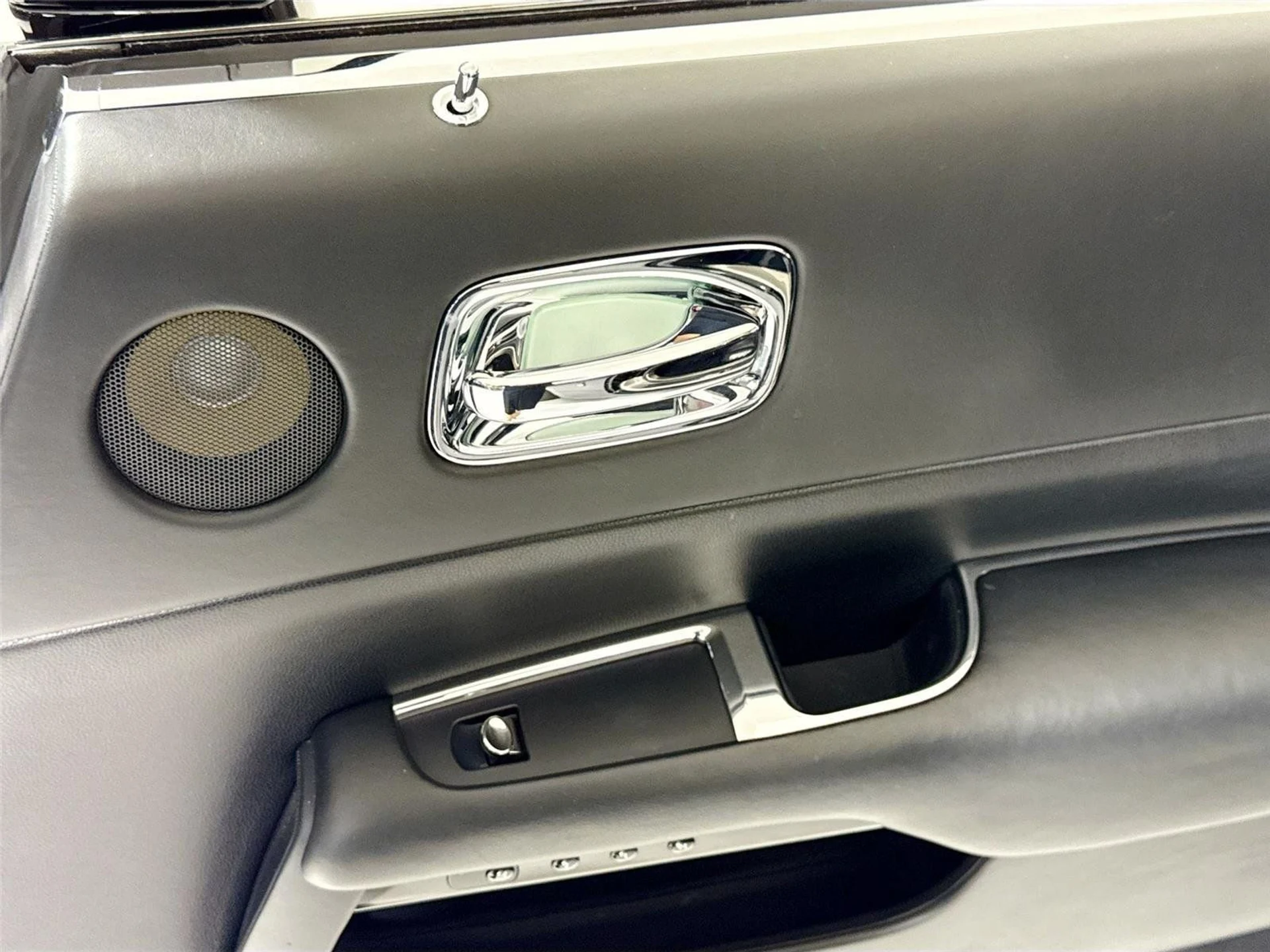 mph030_3892220771_dbcfe1ed7bf7d9c91b16c1c1b3823e24_d432dde1a8