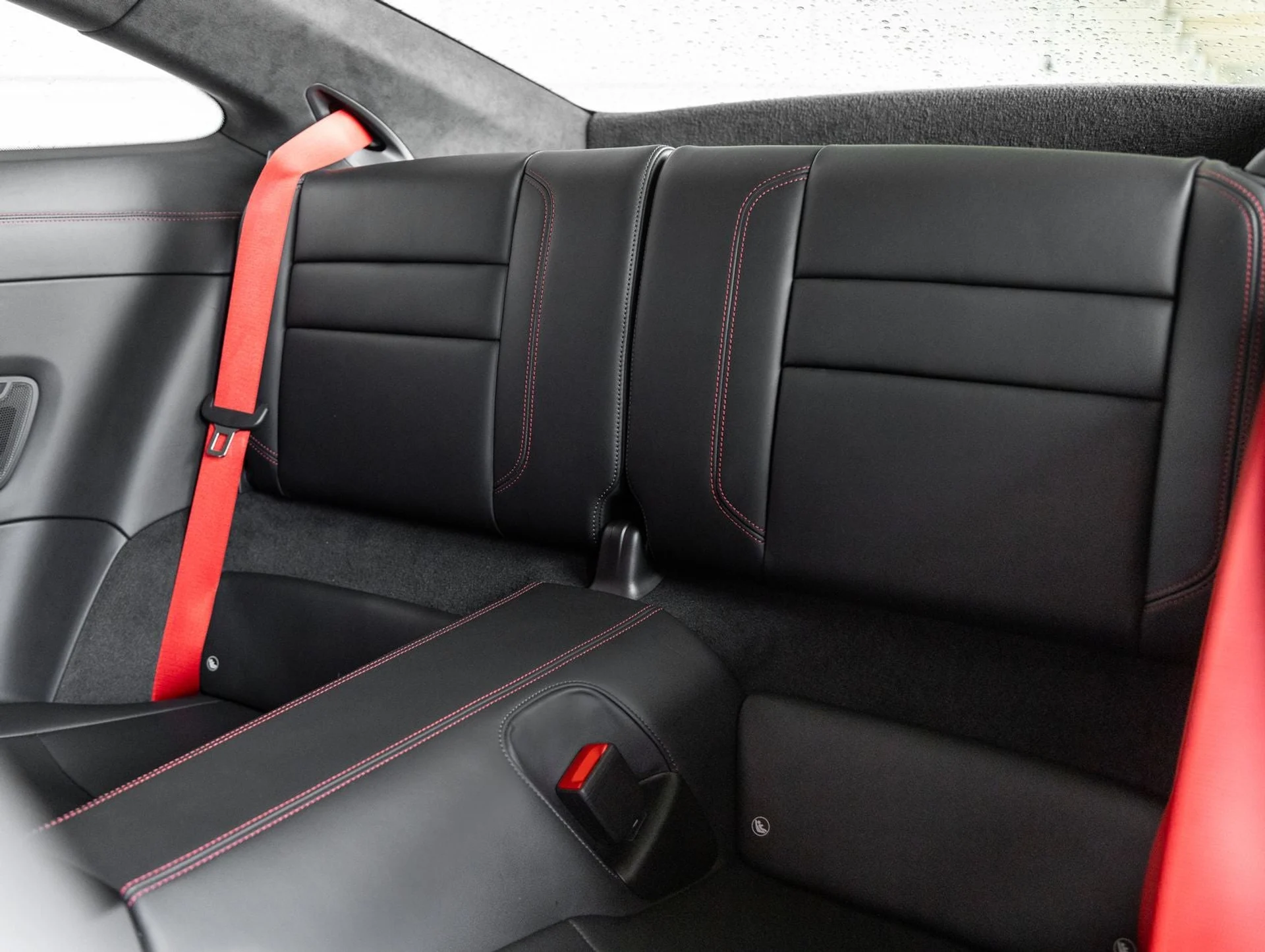 mph030_3895265055_31_553a654443