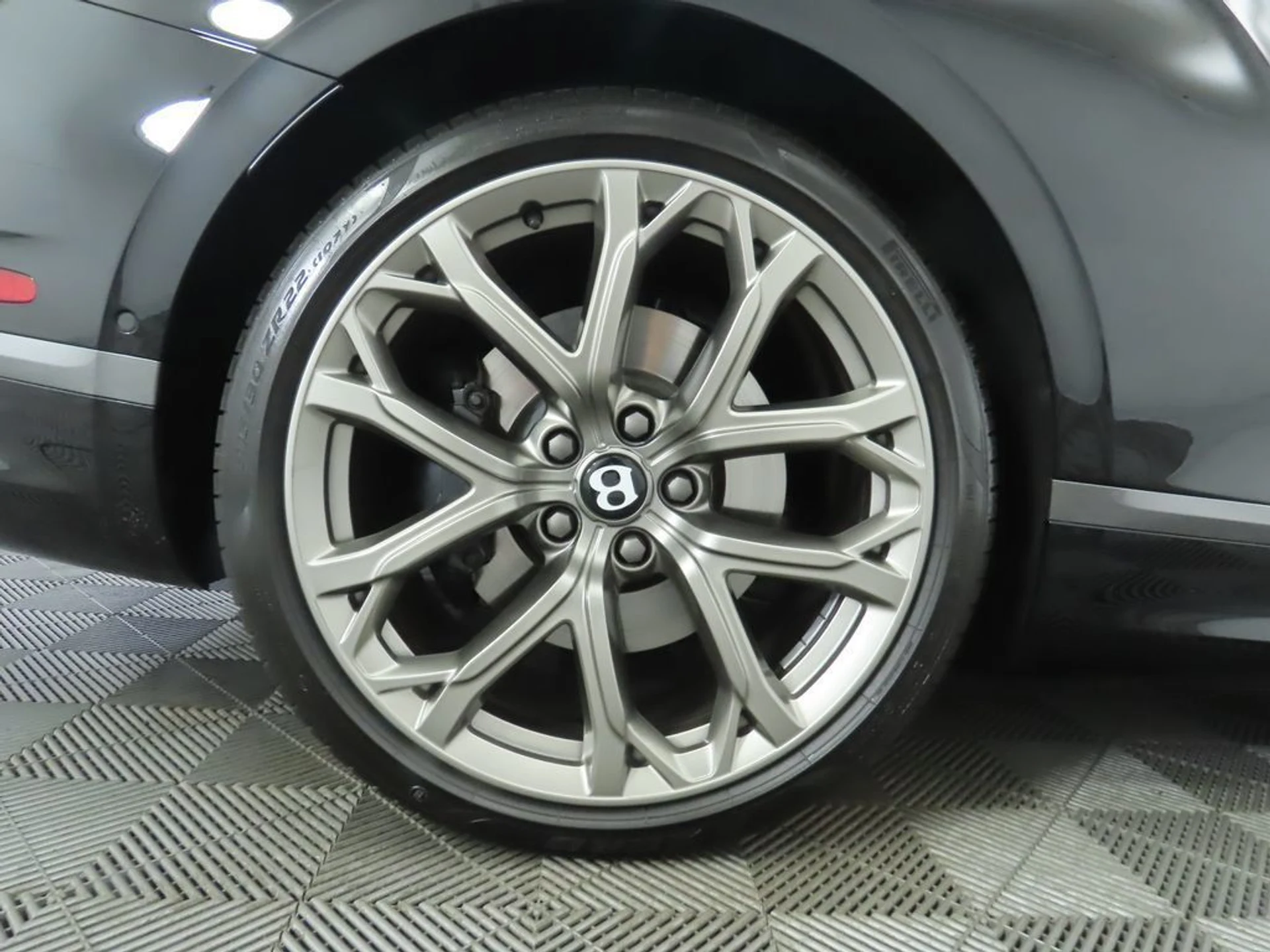 mph030_3895681518_used_2024_bentley_continental_gtspeedcoupe_8119_22898884_31_1024_84f1aaea81