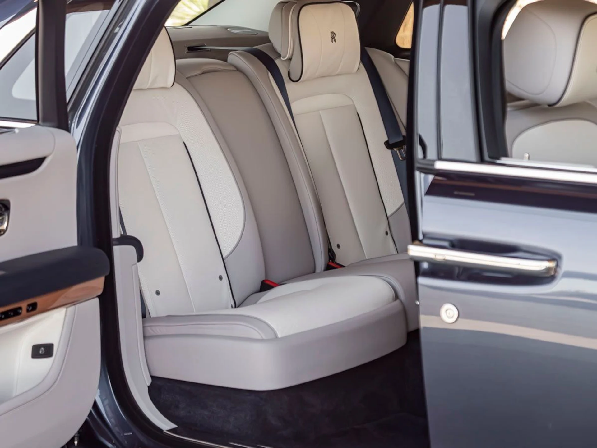 mph030_3899055936_31_7b7bf0adfb