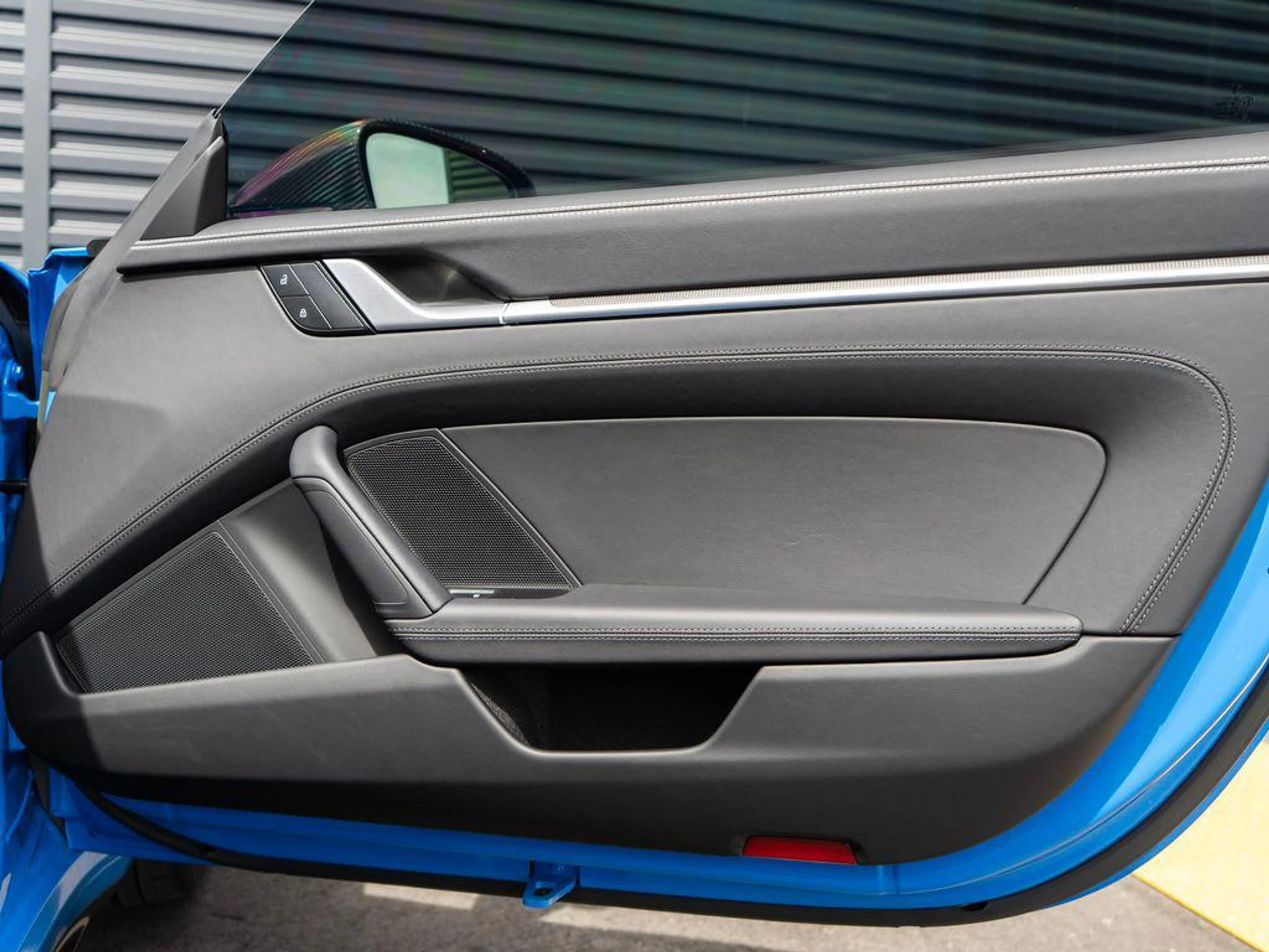 mph030_3902265322_N_ljhhox_Nj_Stz_Ga_SAA_Hn_I5_ZL_0w_3893837de7