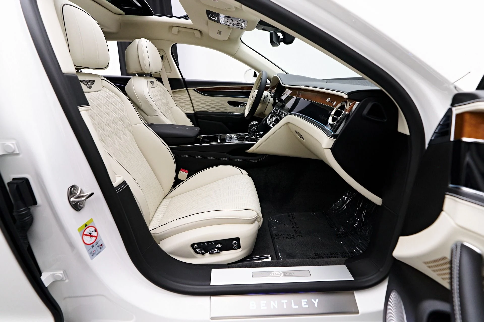 mph030_3915969719_Used_2021_Bentley_Flying_Spur_V8_1755391879_6d6033bba7