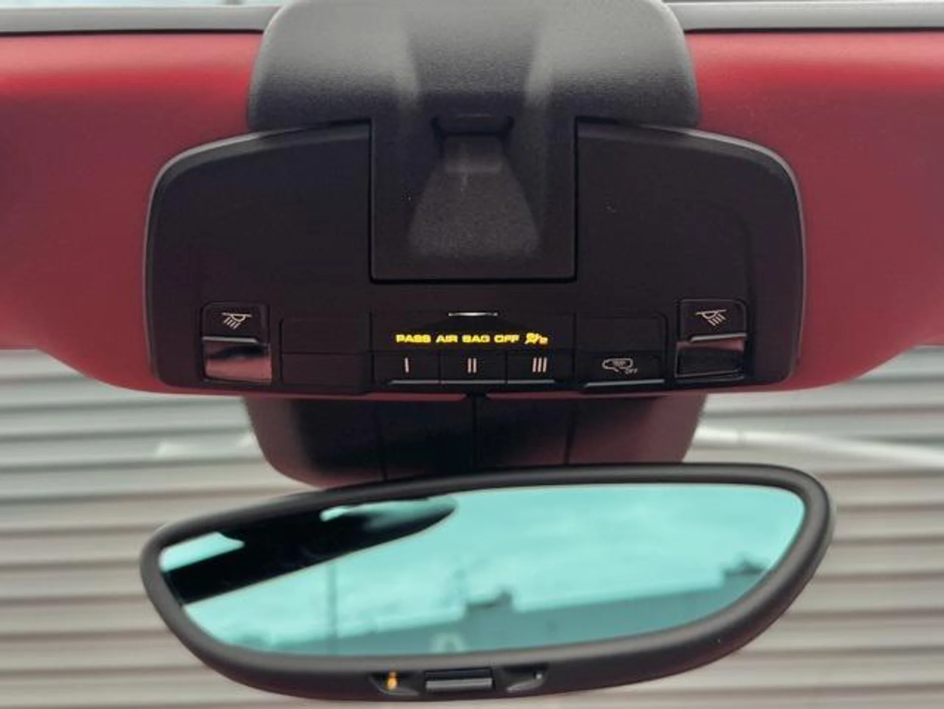 mph030_3933534195_g_L_Sd_W1lzg_E_Xhz_TJO_38zzx7fbye_E_33792af3e4