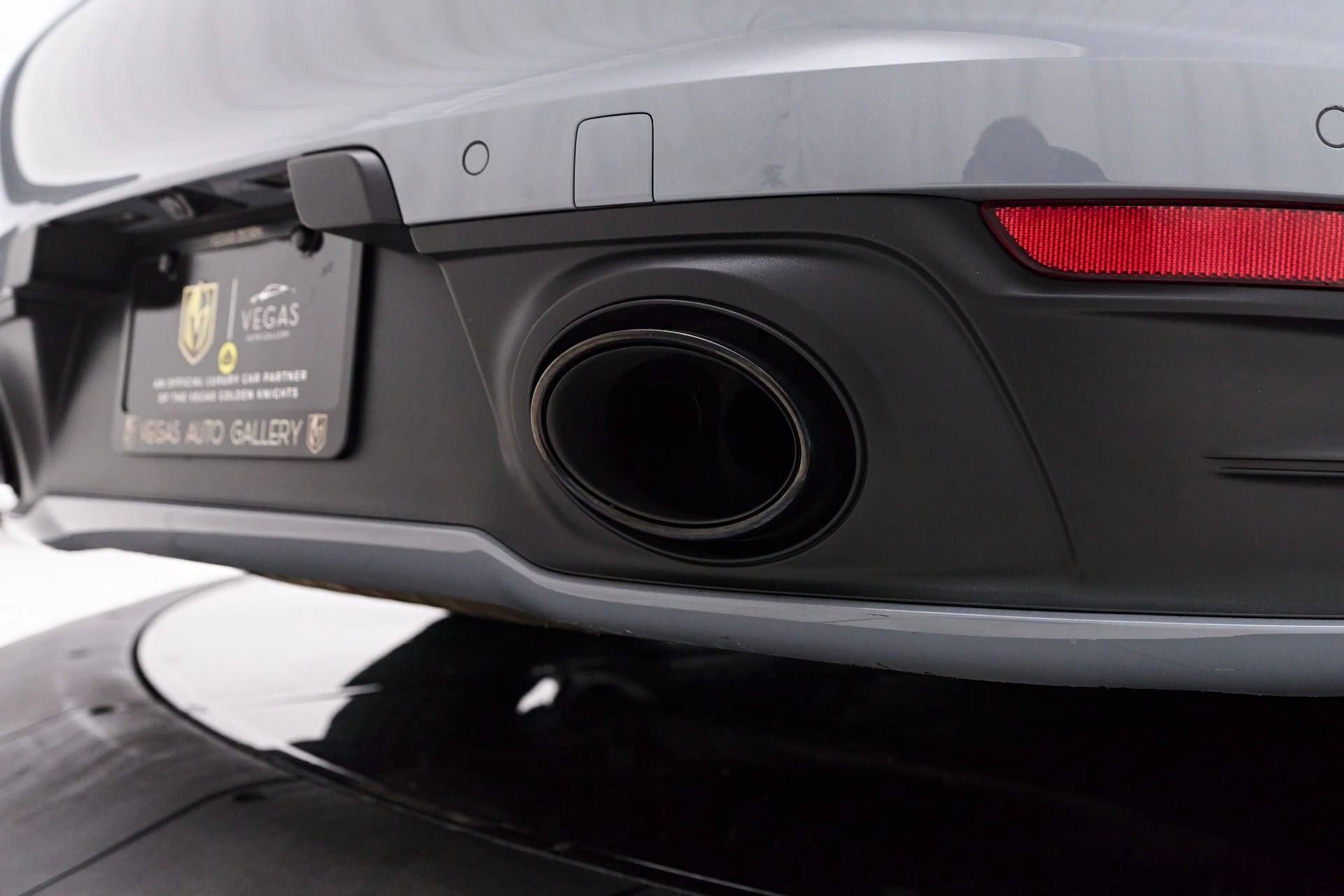 mph030_3934576180_Used_2023_Porsche_911_Targa_4_S_1757702845_608a153080