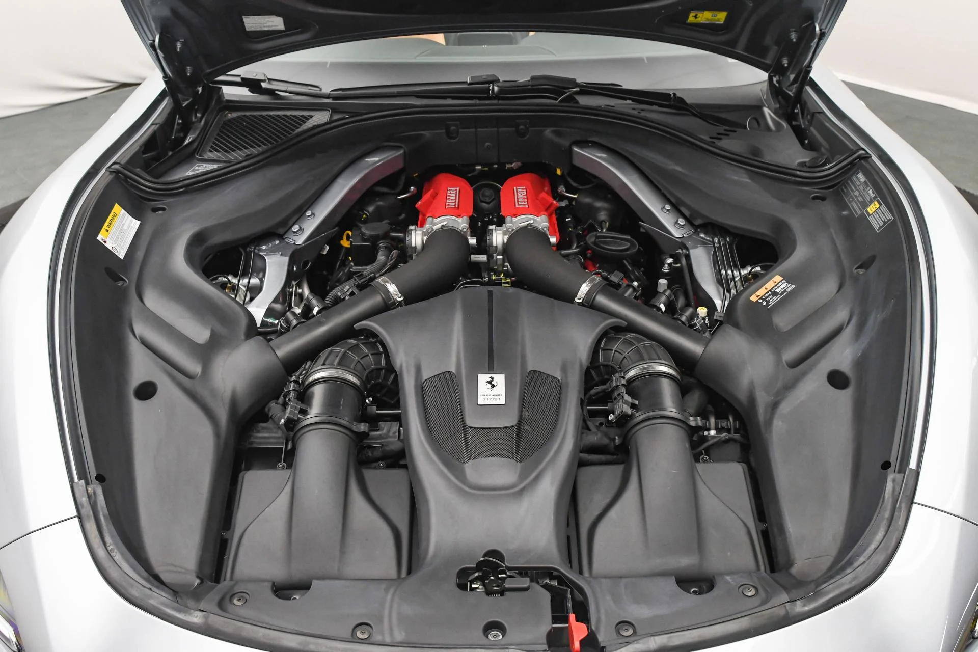 mph030_3938029219_Used_2025_Ferrari_Roma_Spider_1755677503_3b23ea161c