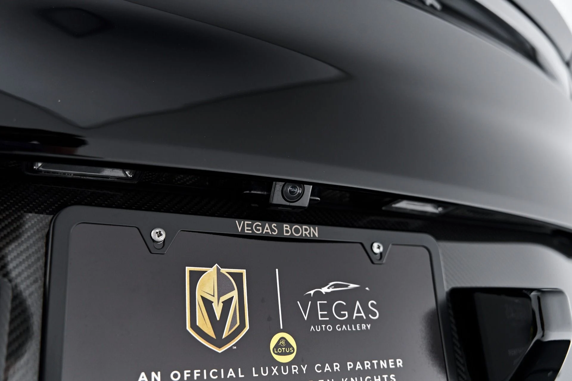 mph030_3946650169_Used_2019_Aston_Martin_DBS_Superleggera_1791337452_bc13dc4079