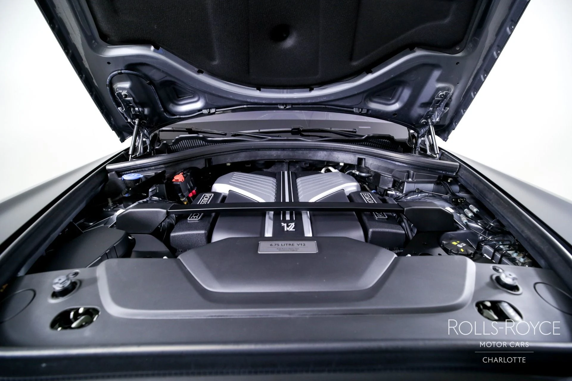 mph030_3952592933_Used_2023_Rolls_Royce_Cullinan_1749155618_9ef4b21f88